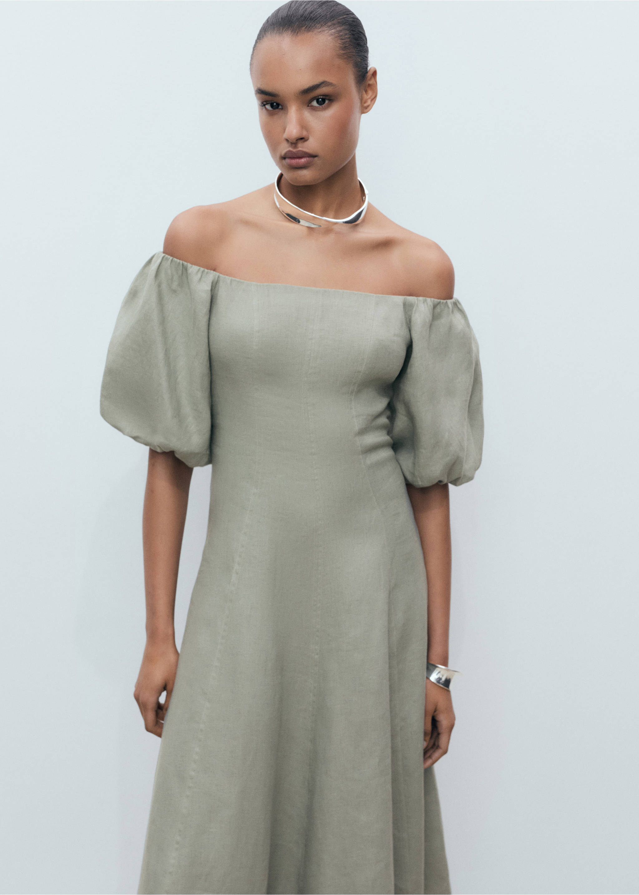 Sage green off-the-shoulder midi dress with puff sleeves., Green. Ref: 87076712-00.