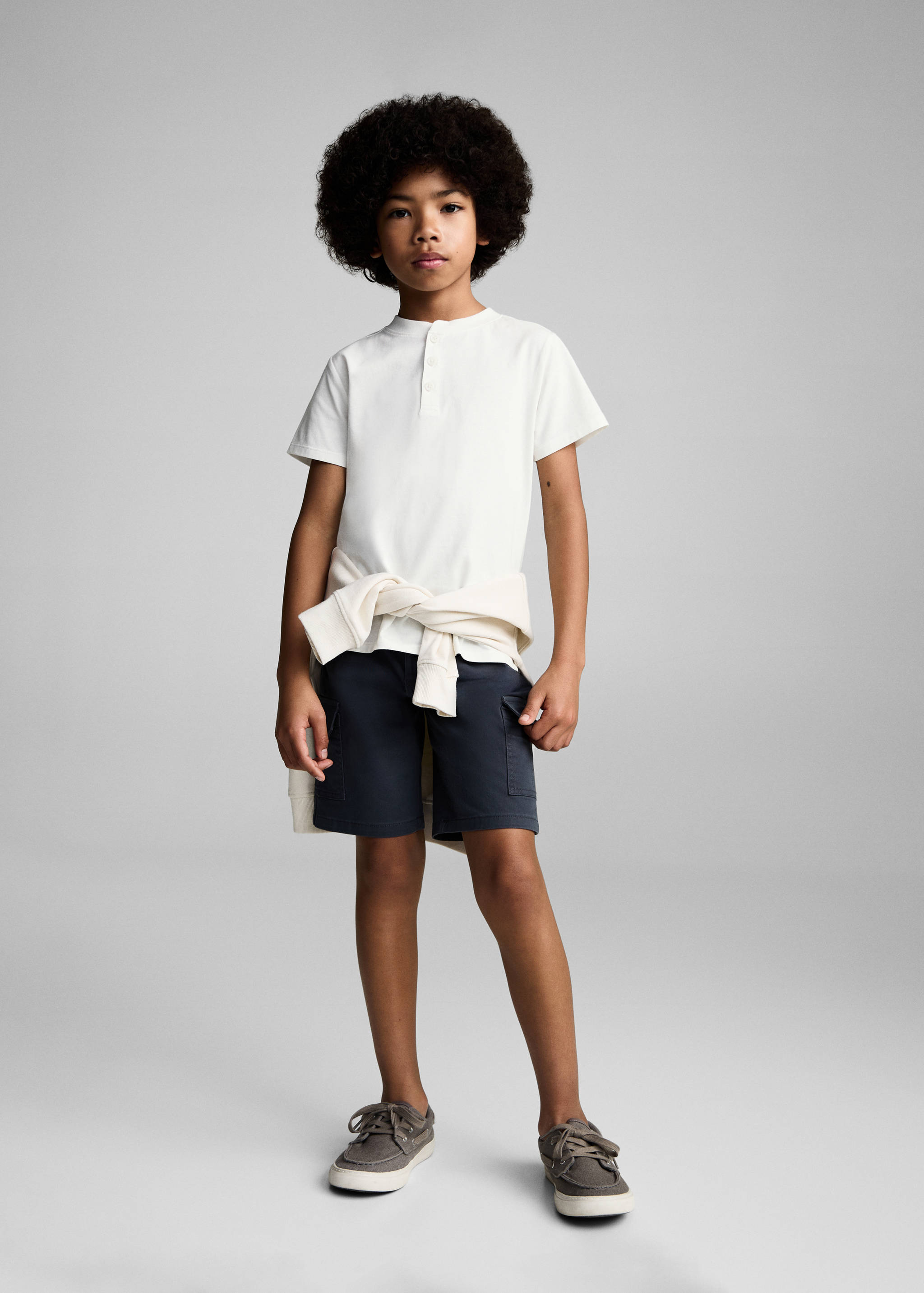 Buttoned cotton T-shirt - General plane