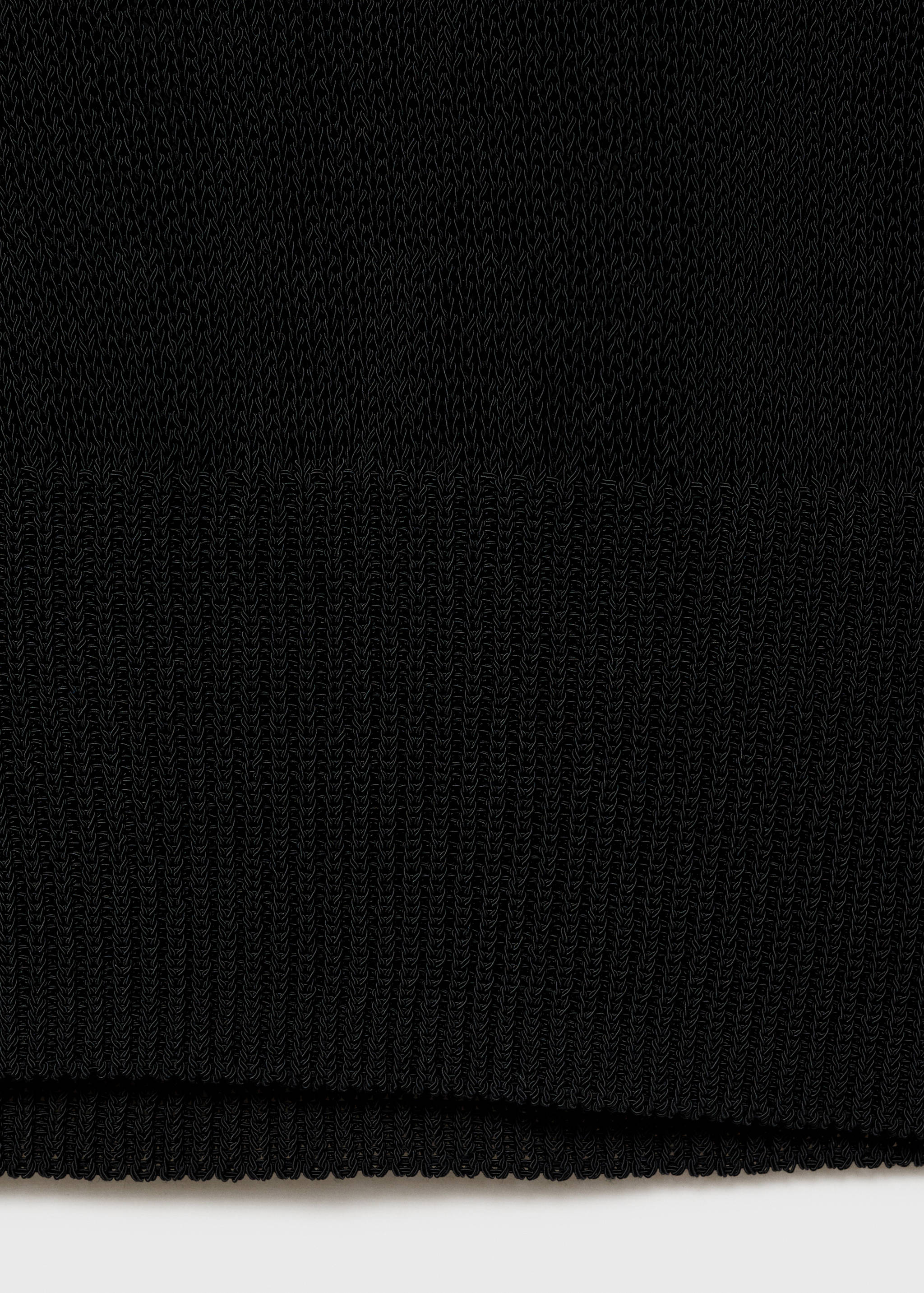 Low-neck knitted top - Details of the article 0