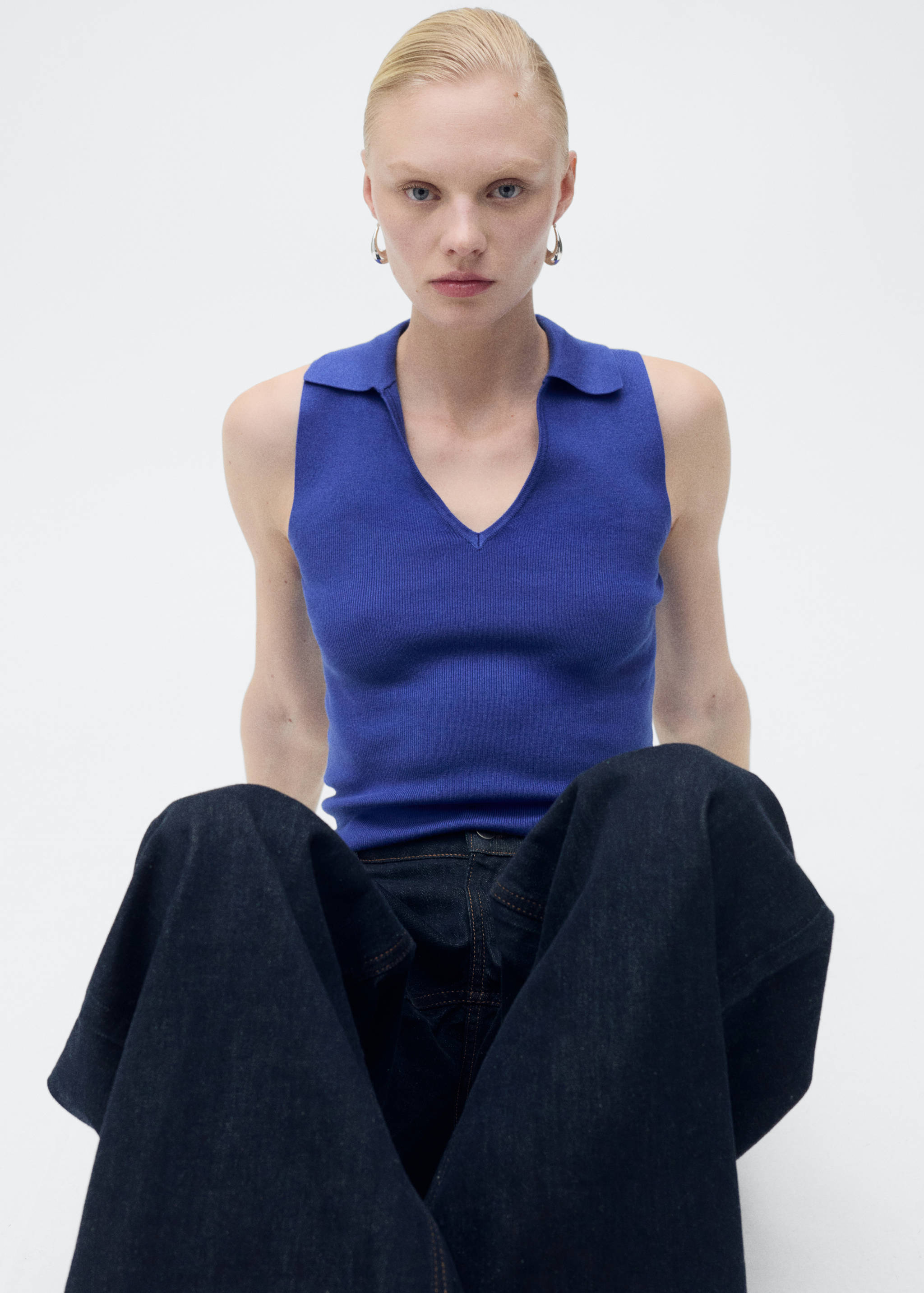 Top de malha com gola de polo - Plano médio