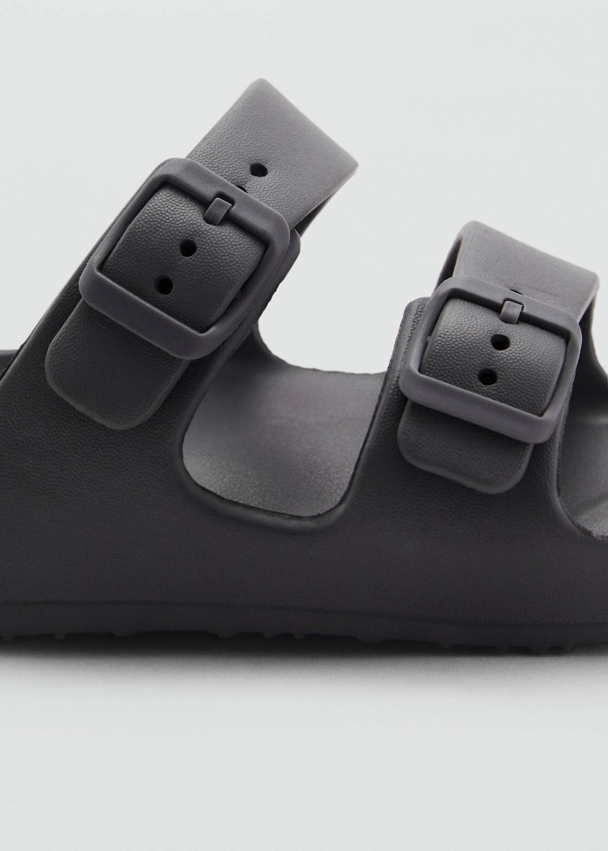 Flip-flops with buckle straps — Charcoal