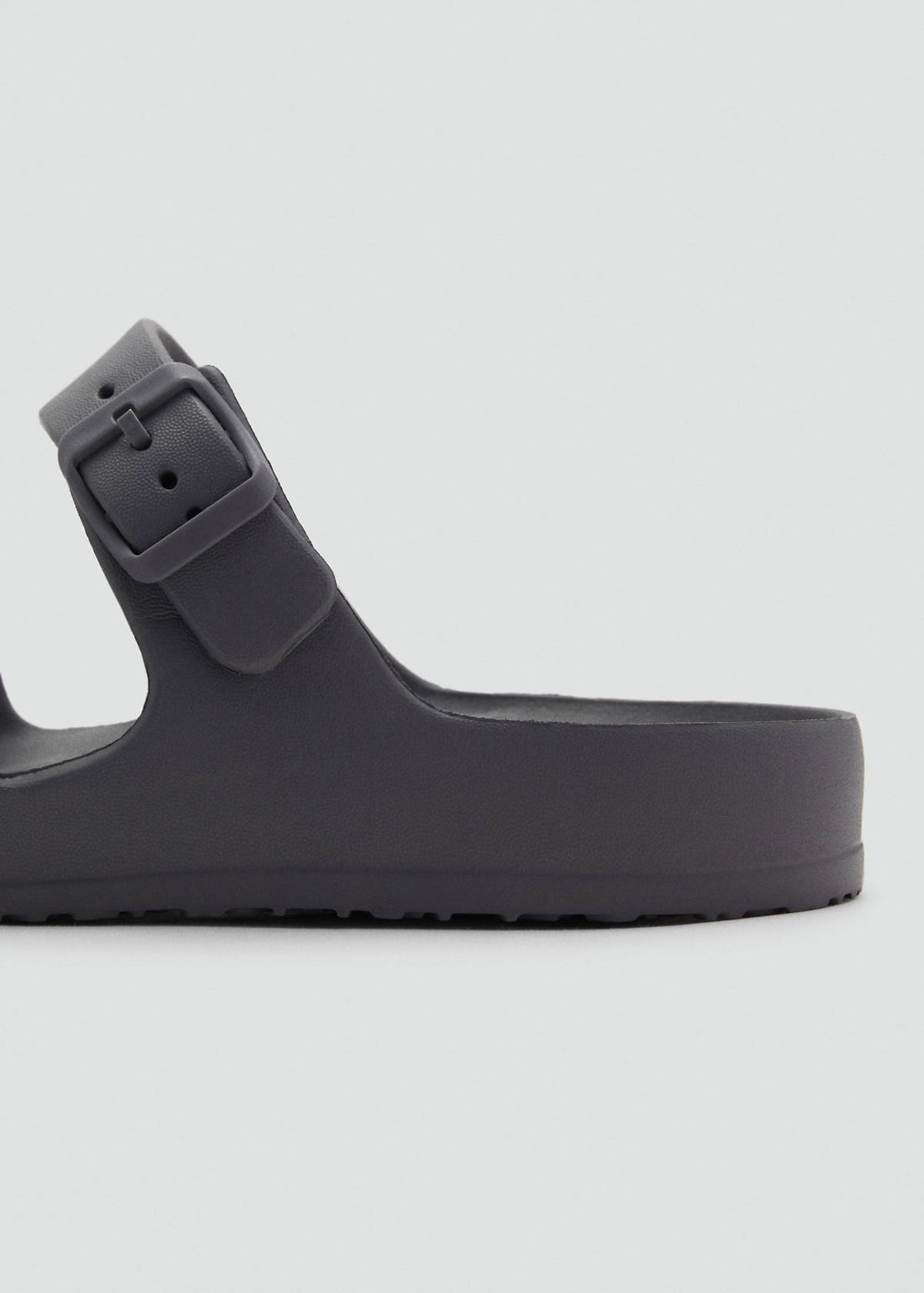 Flip-flops with buckle straps — Charcoal
