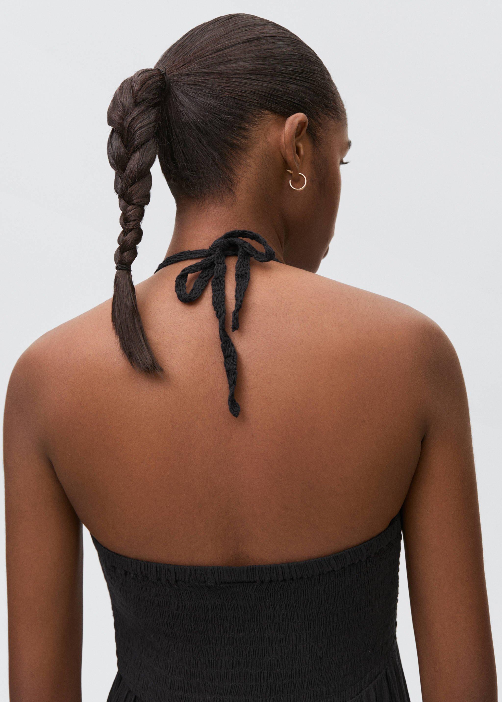 Crochet panel dress - Reverse of the article