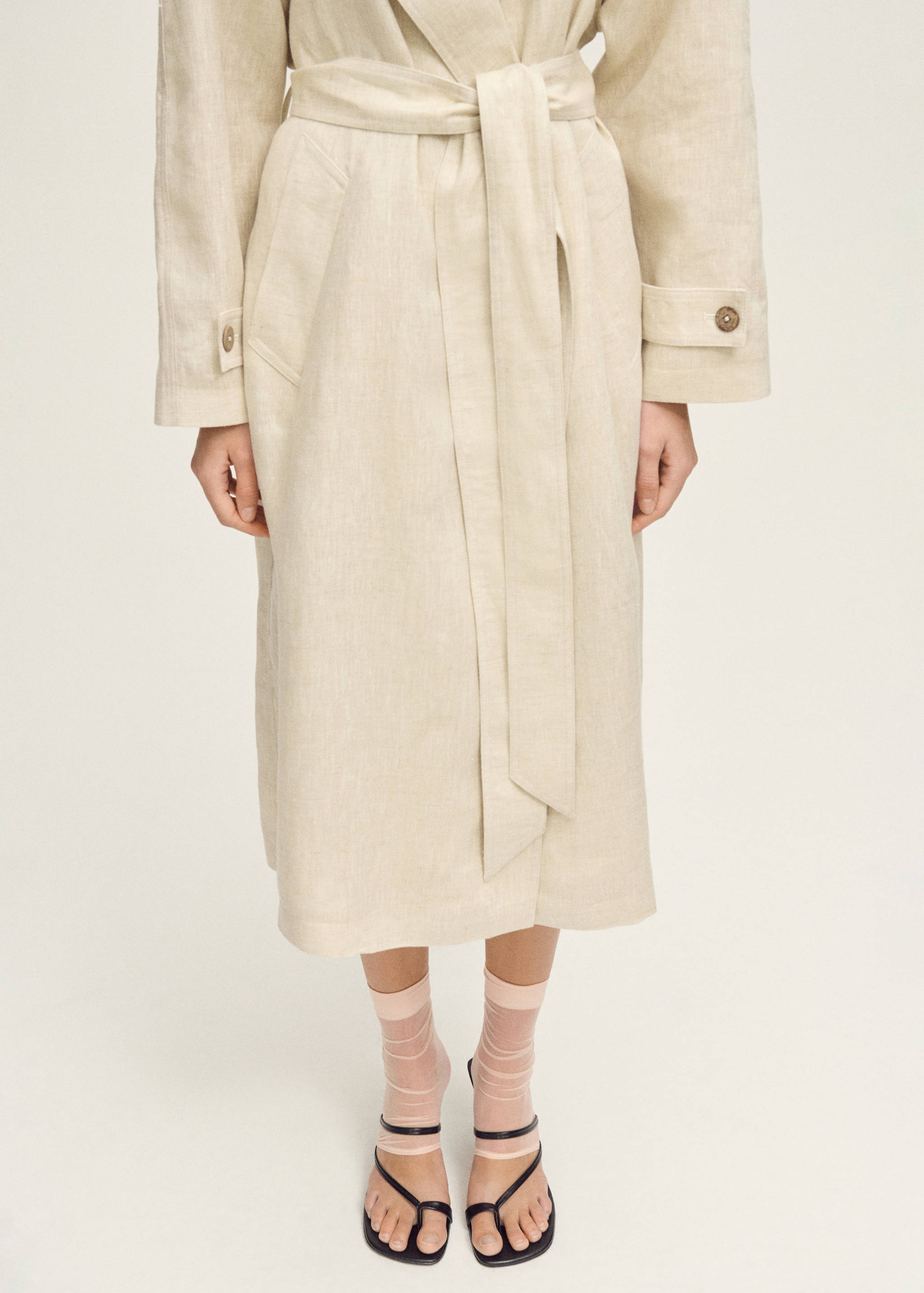 Λεπτές ημιδιάφανες κάλτσες με άνοιγμα - Λεπτομέρεια του προϊόντος 9