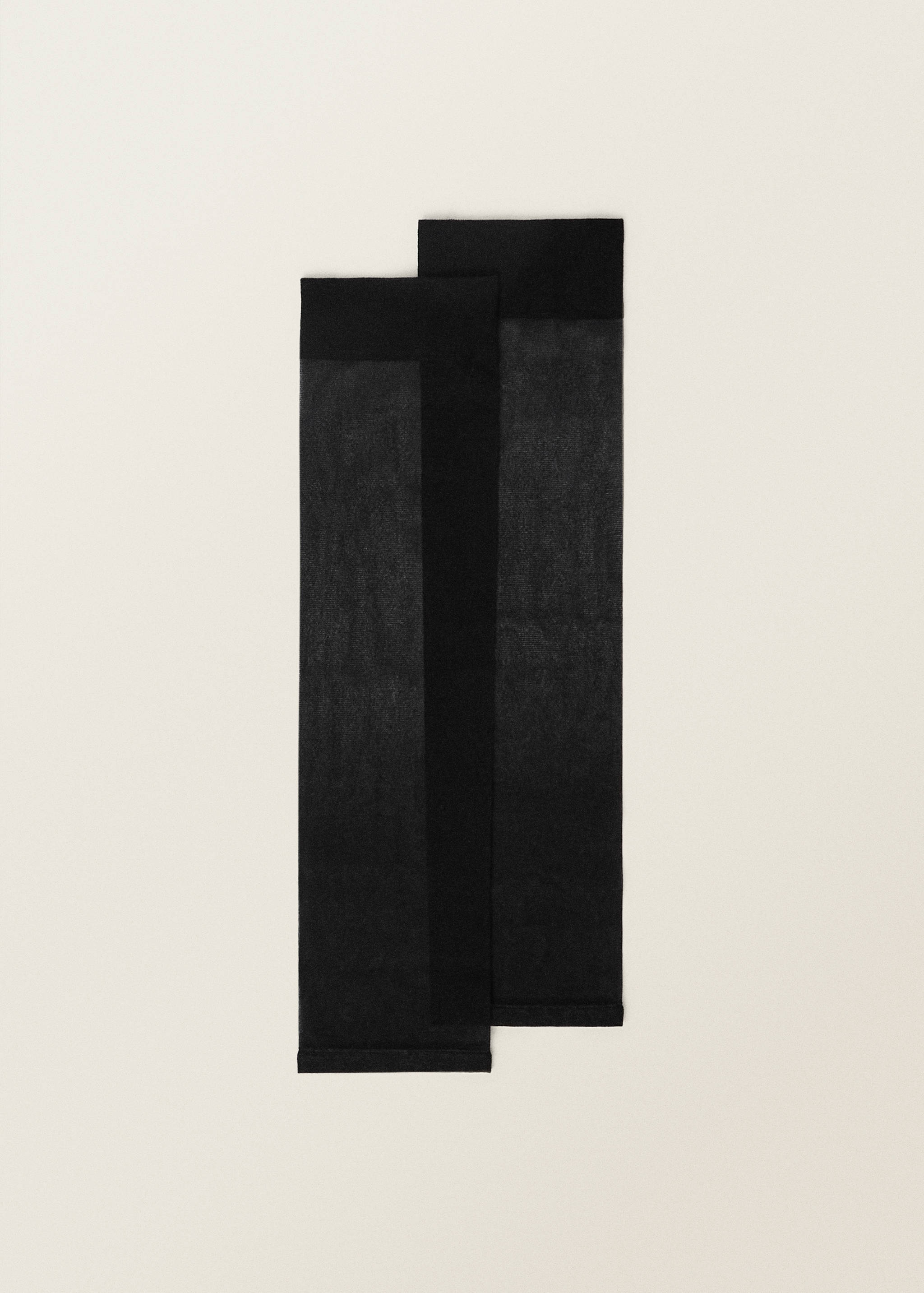 Λεπτές ημιδιάφανες κάλτσες με άνοιγμα - Προϊόν χωρίς μοντέλο