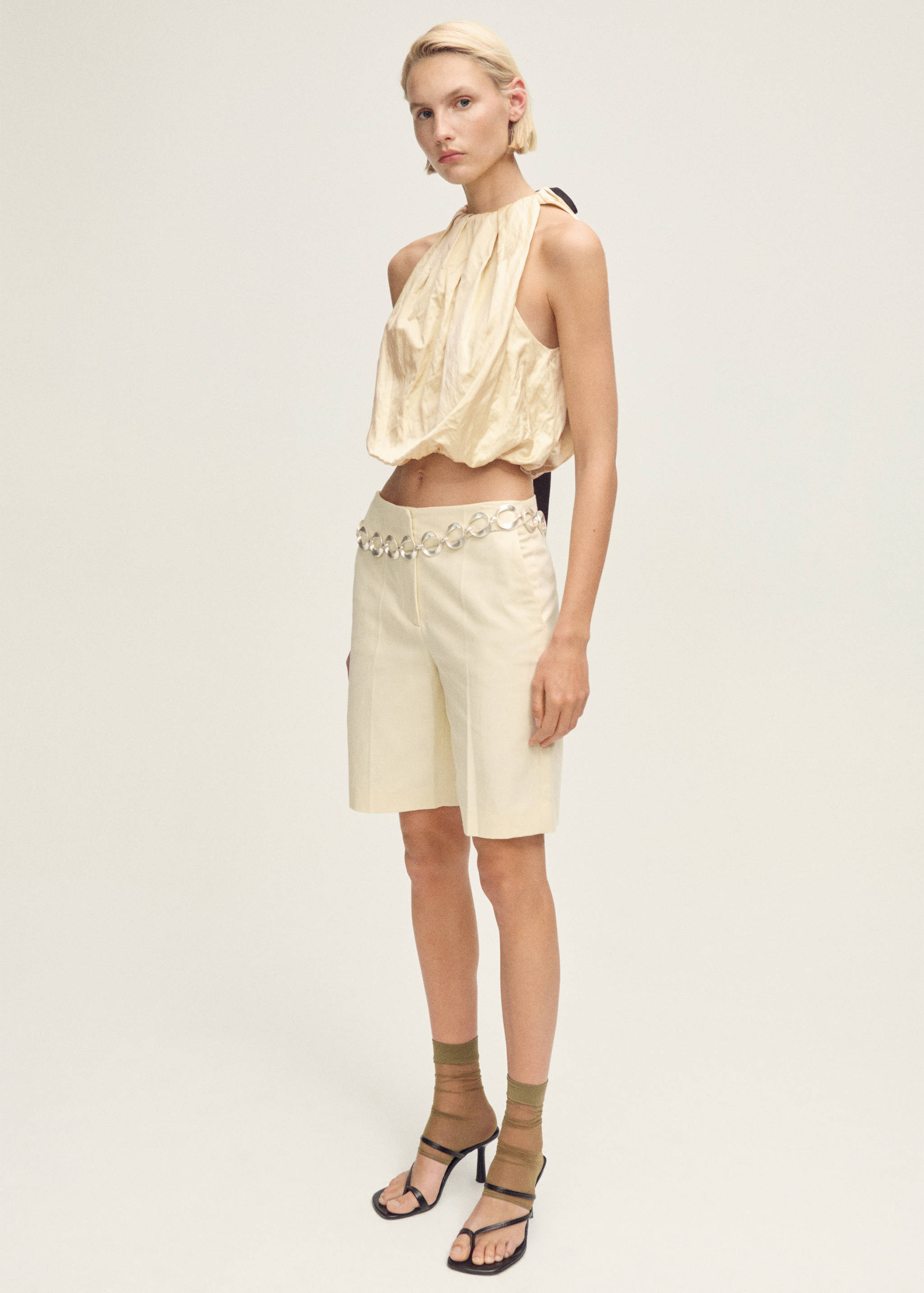 Ballonbluse aus Crinkle-Stoff - Allgemeine Ansicht