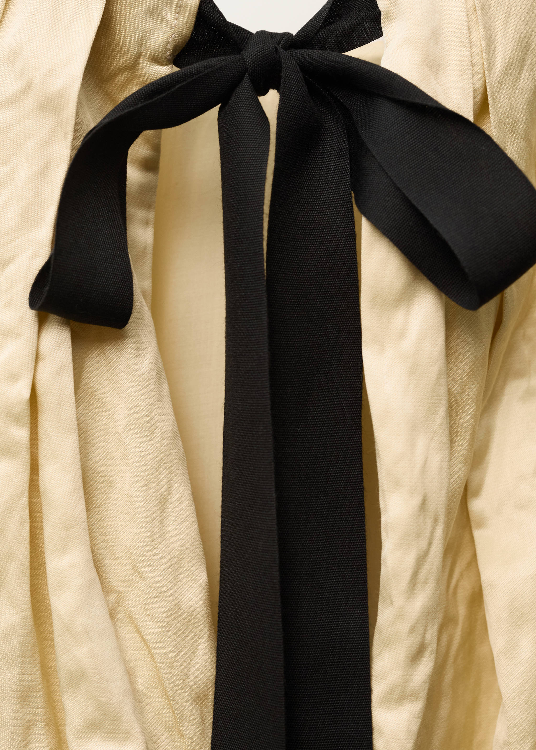 Ballonbluse aus Crinkle-Stoff - Detail des Artikels 8