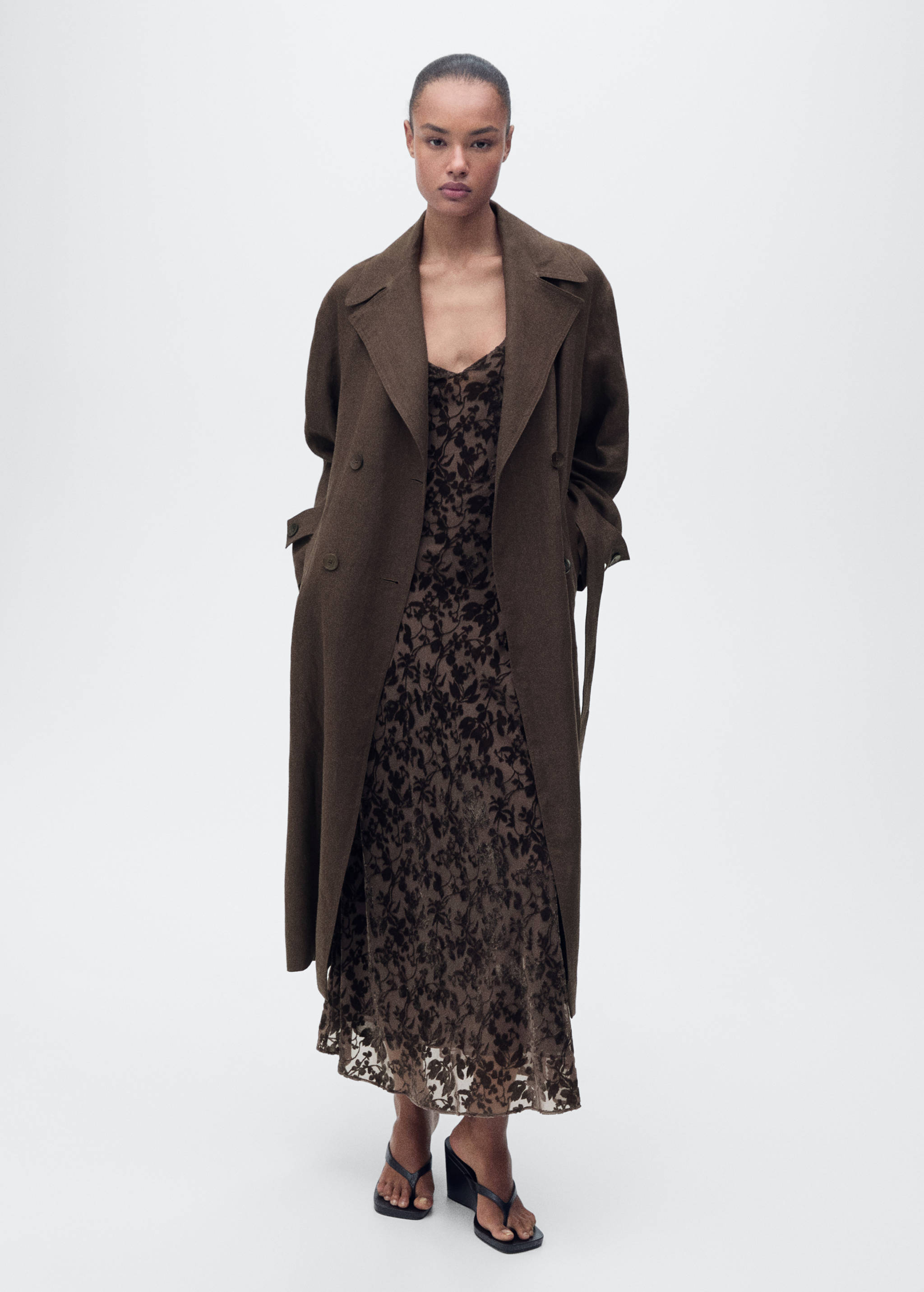 Double breasted linen trench - General plane