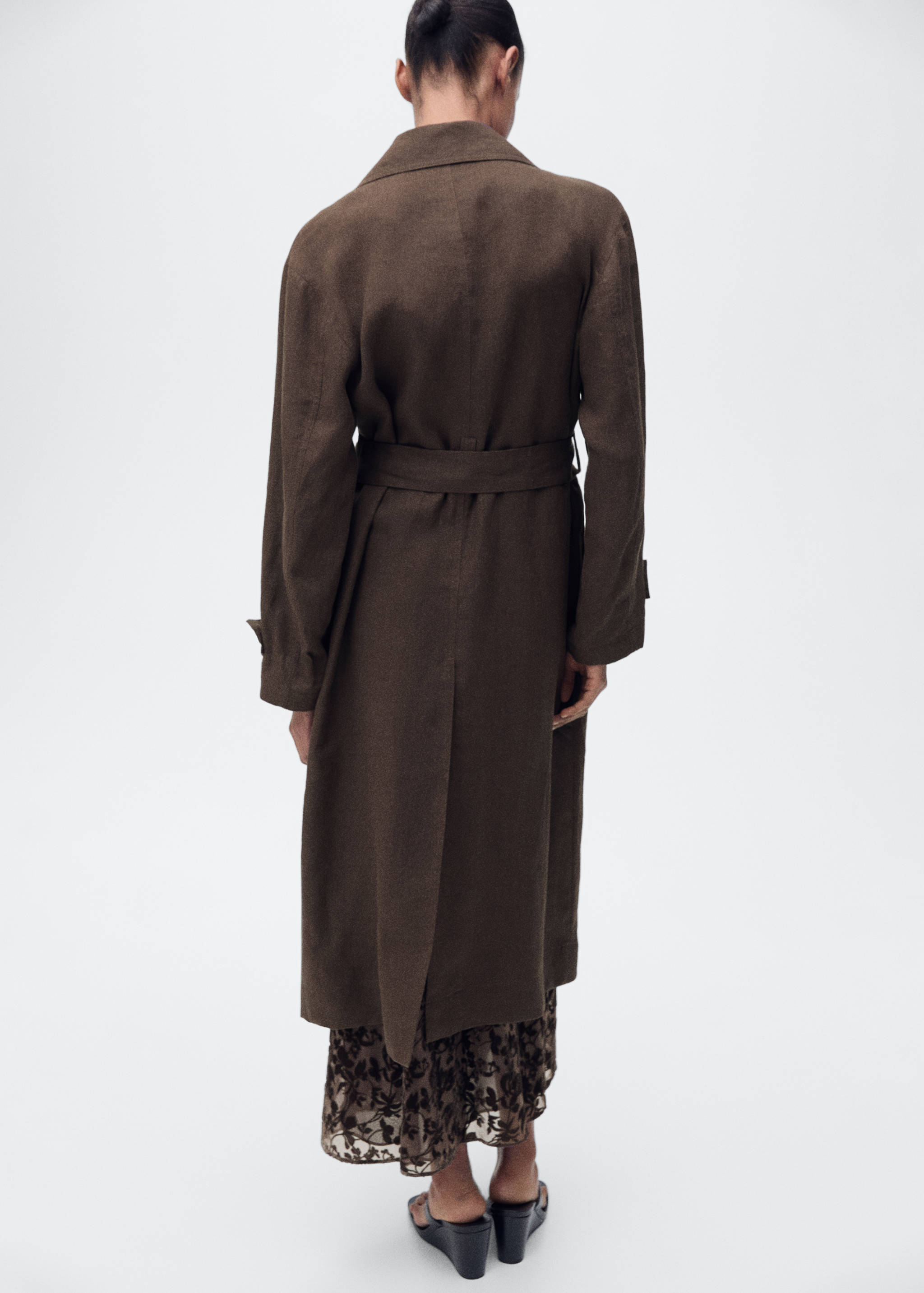 Double breasted linen trench - Reverse of the article