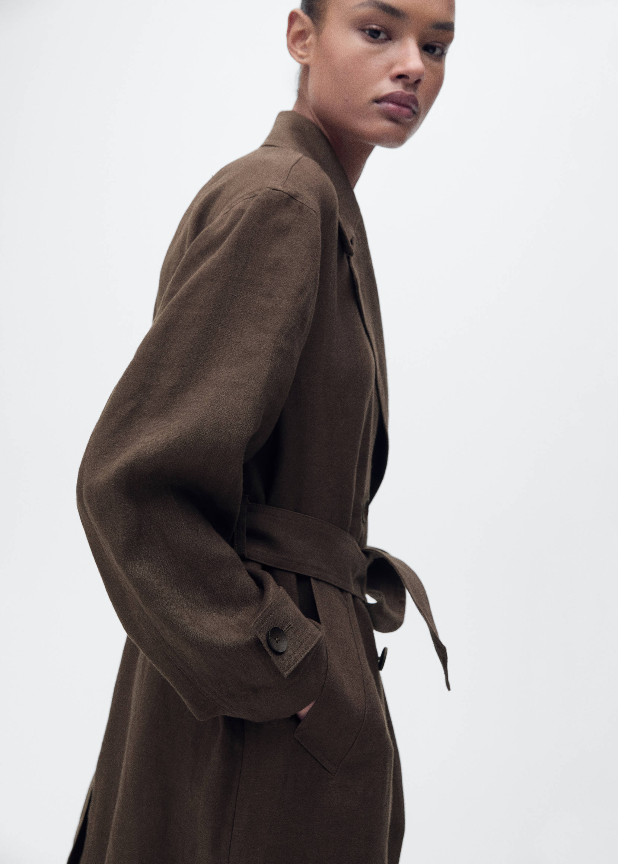 Double breasted linen trench - Details of the article 2
