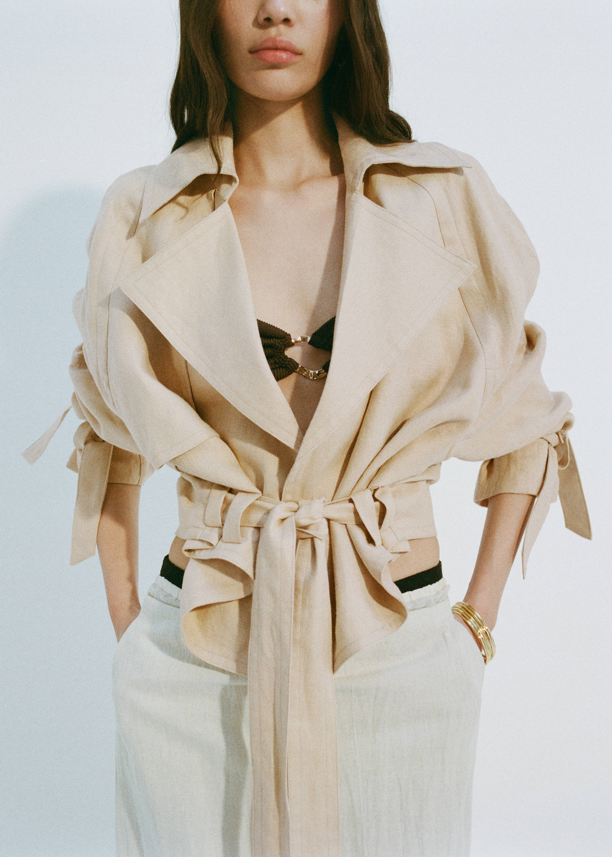 Linen jacket with belt - Details of the article 7