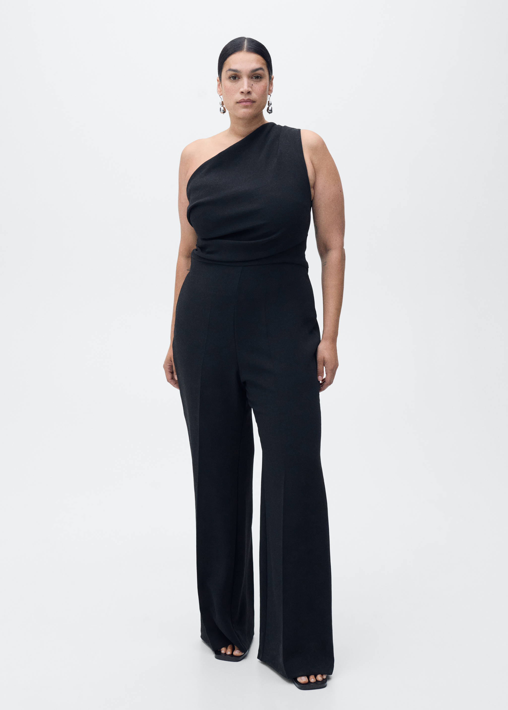 Asymmetrical jumpsuit with draped detail - Details of the article 3