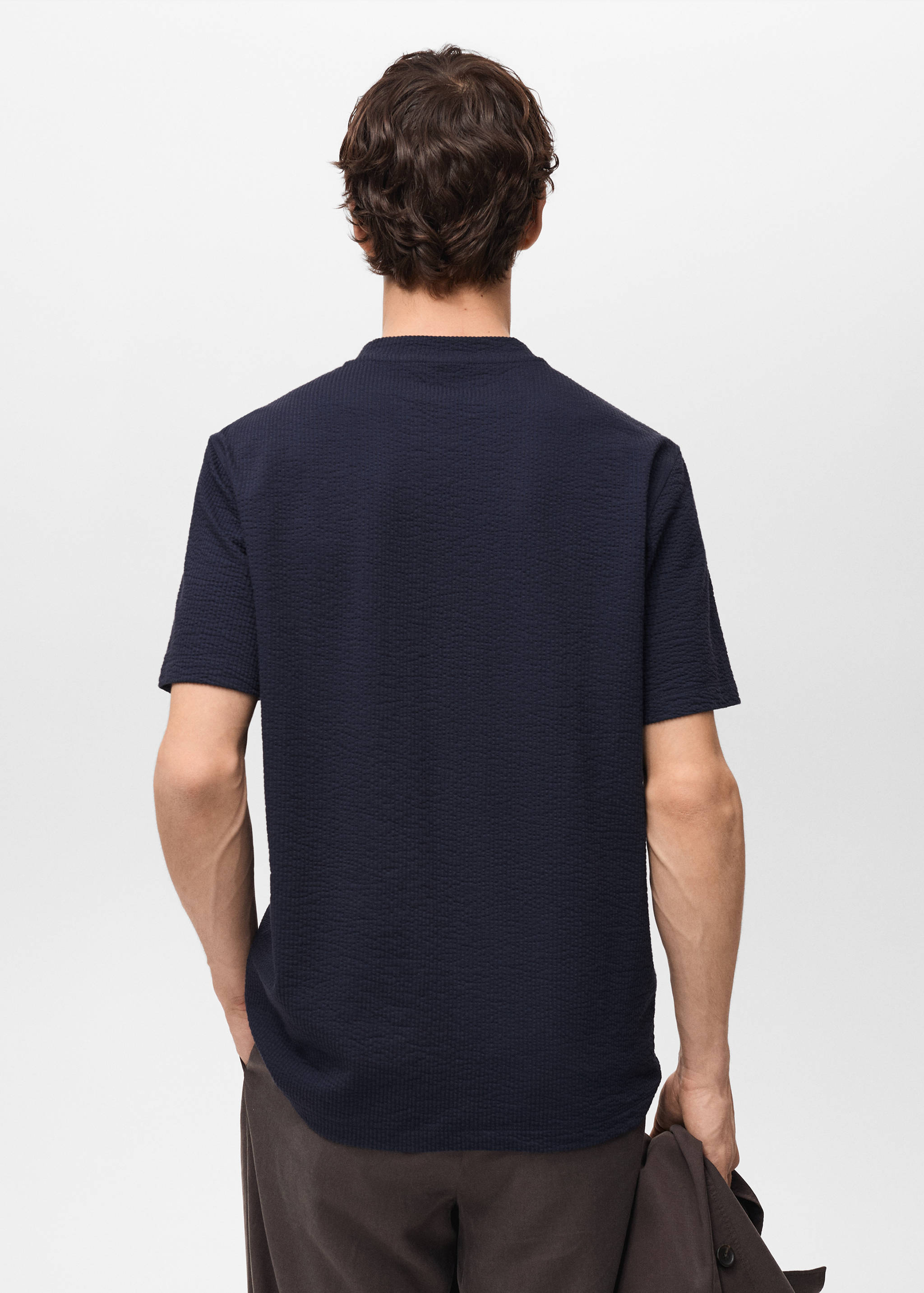 Cotton seersucker t-shirt - Reverse of the article