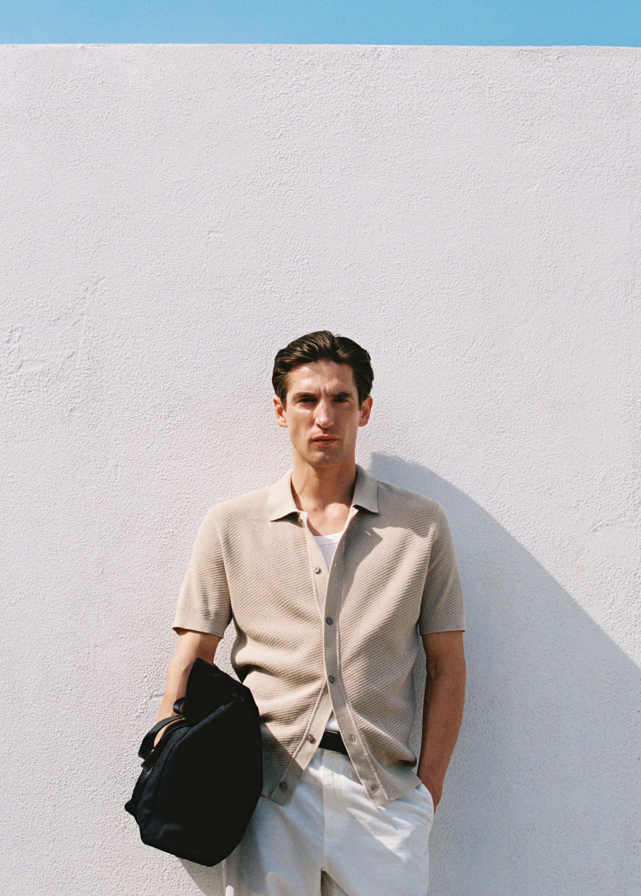 Knitted structured shirt with lace design - Details of the article 3