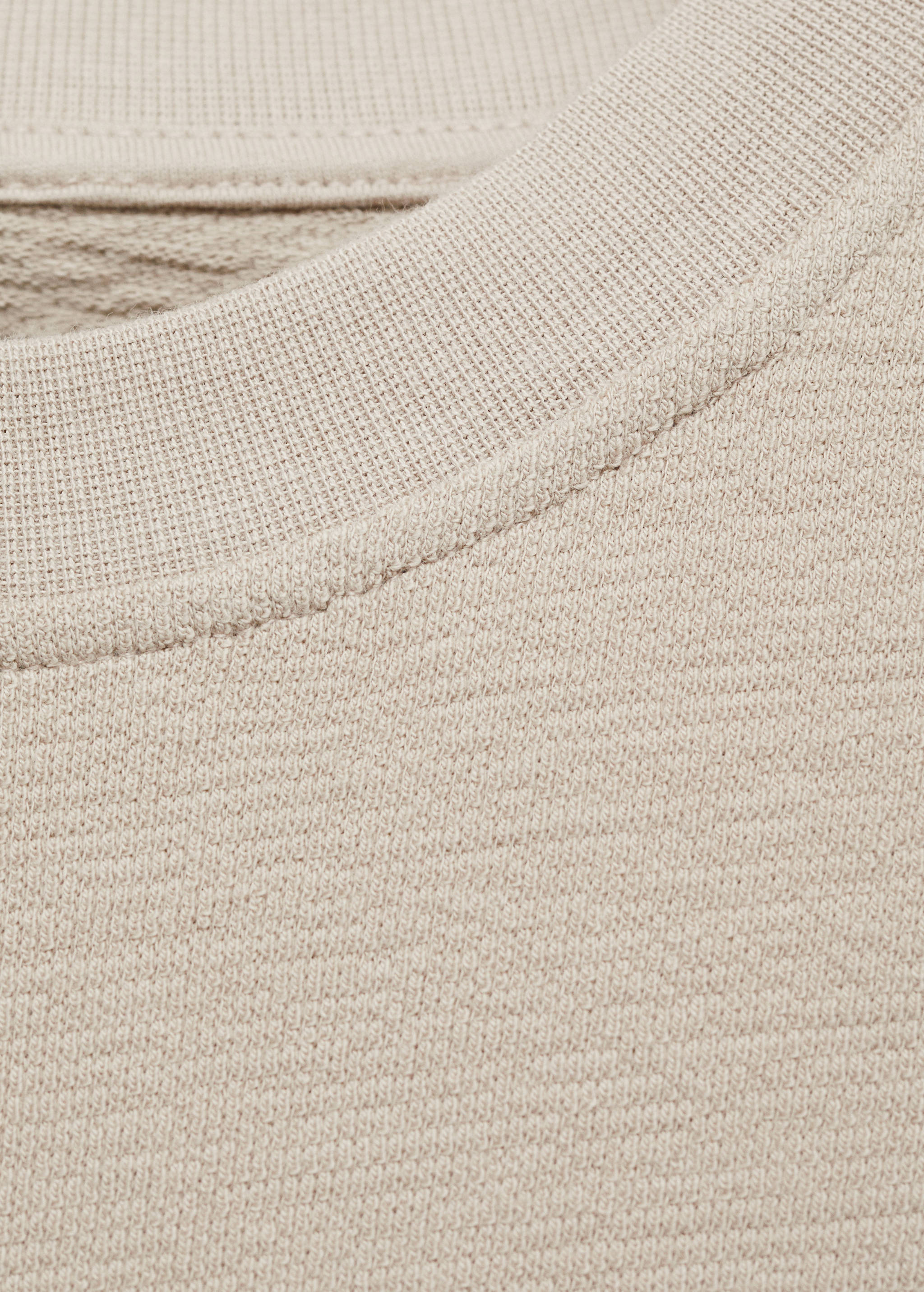 Structured relaxed-fit t-shirt - Details of the article 8