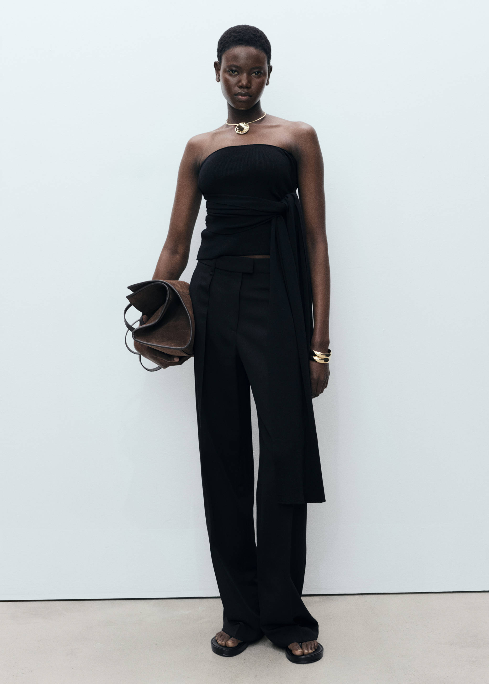 Pantalón lyocell recto pinzas - Plano general