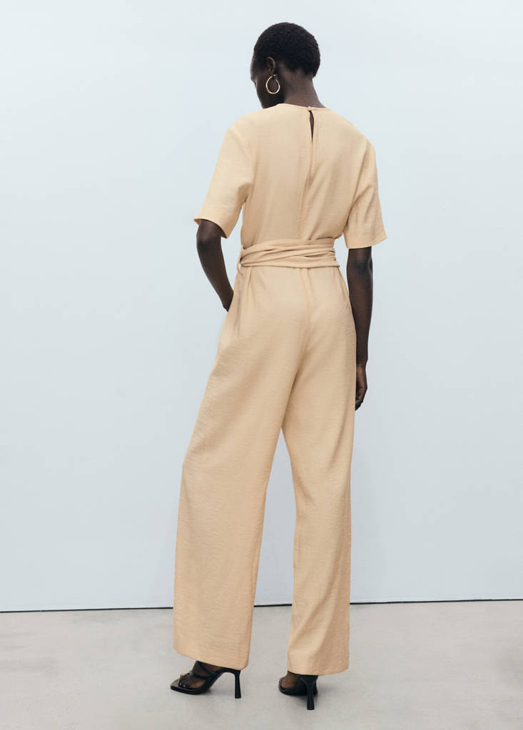 Straight-fit short-sleeved jumpsuit with belt — Ecru