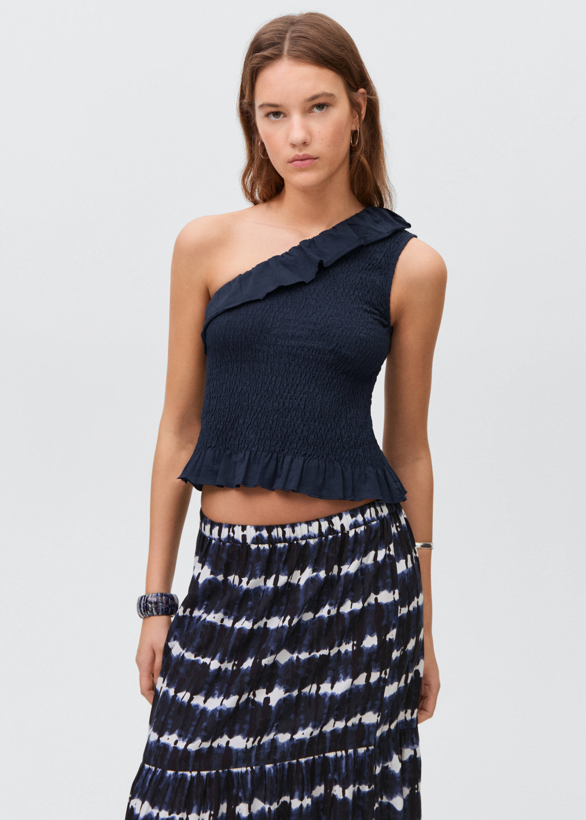 Asymmetric flounces top - Medium plane