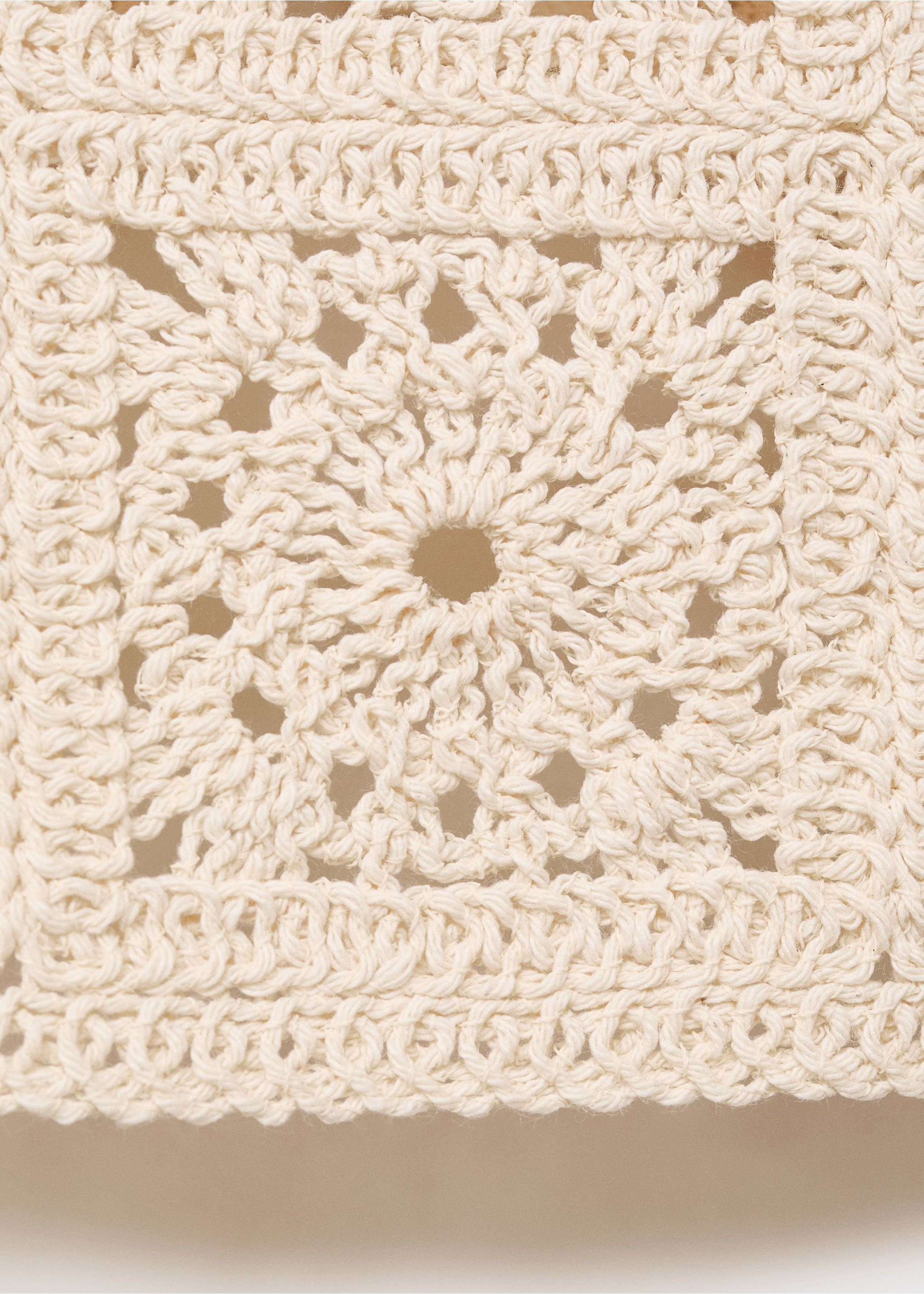 Crochet knitted vest - Details of the article 0, Beige. Ref: 87078268-00.