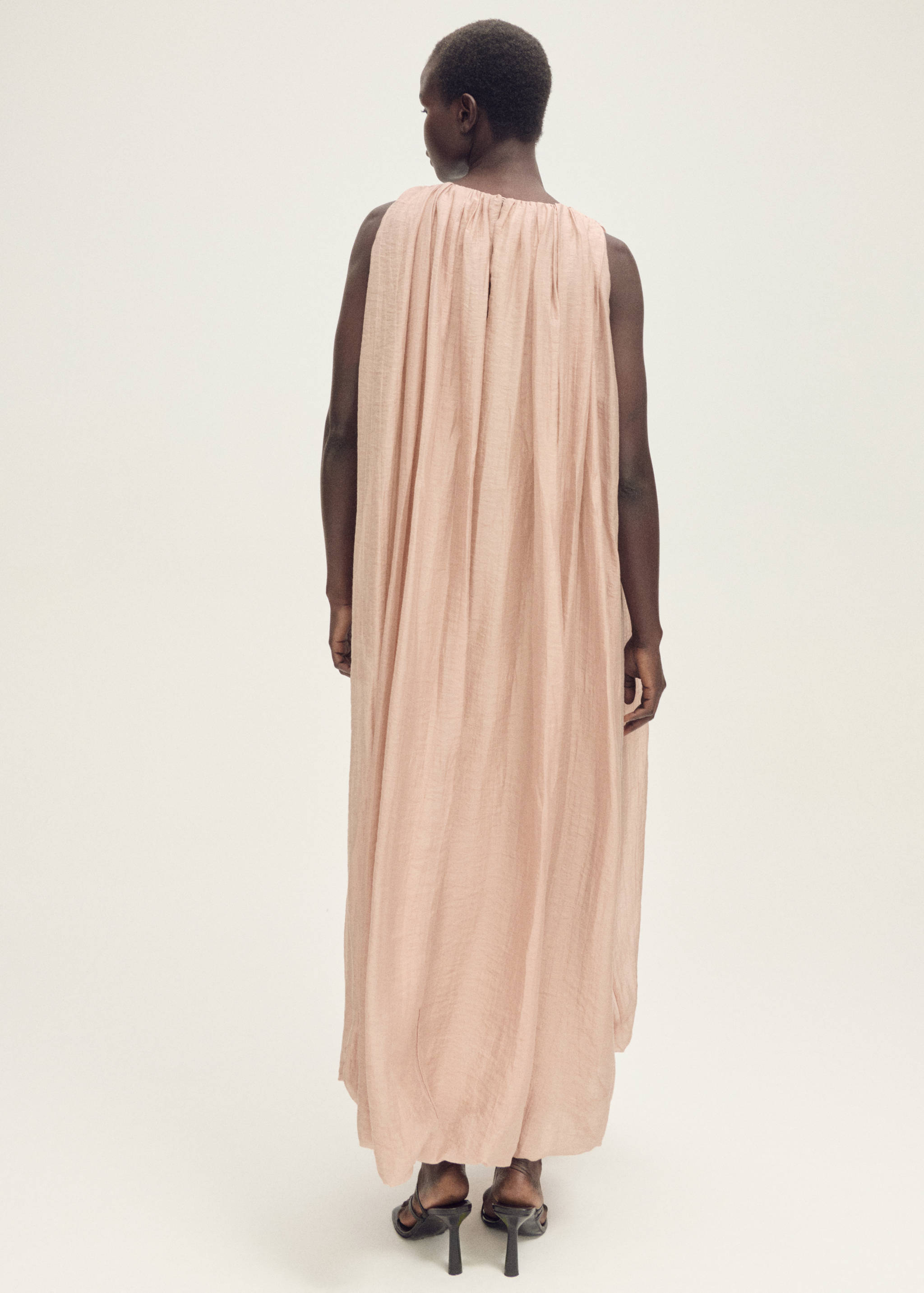 蓬松裙摆褶皱连衣裙 - null