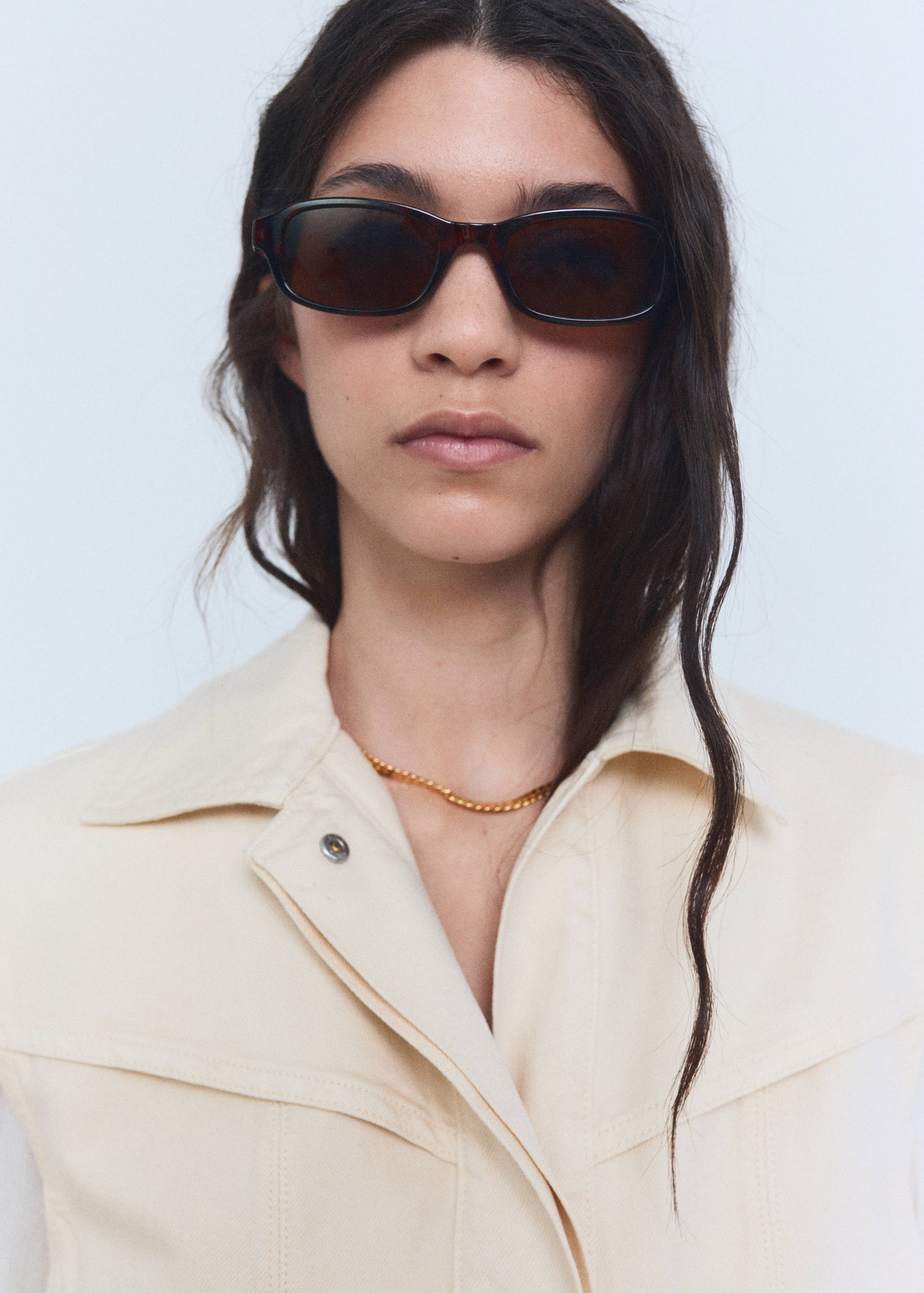 Denim-effect vest - Details of the article 1