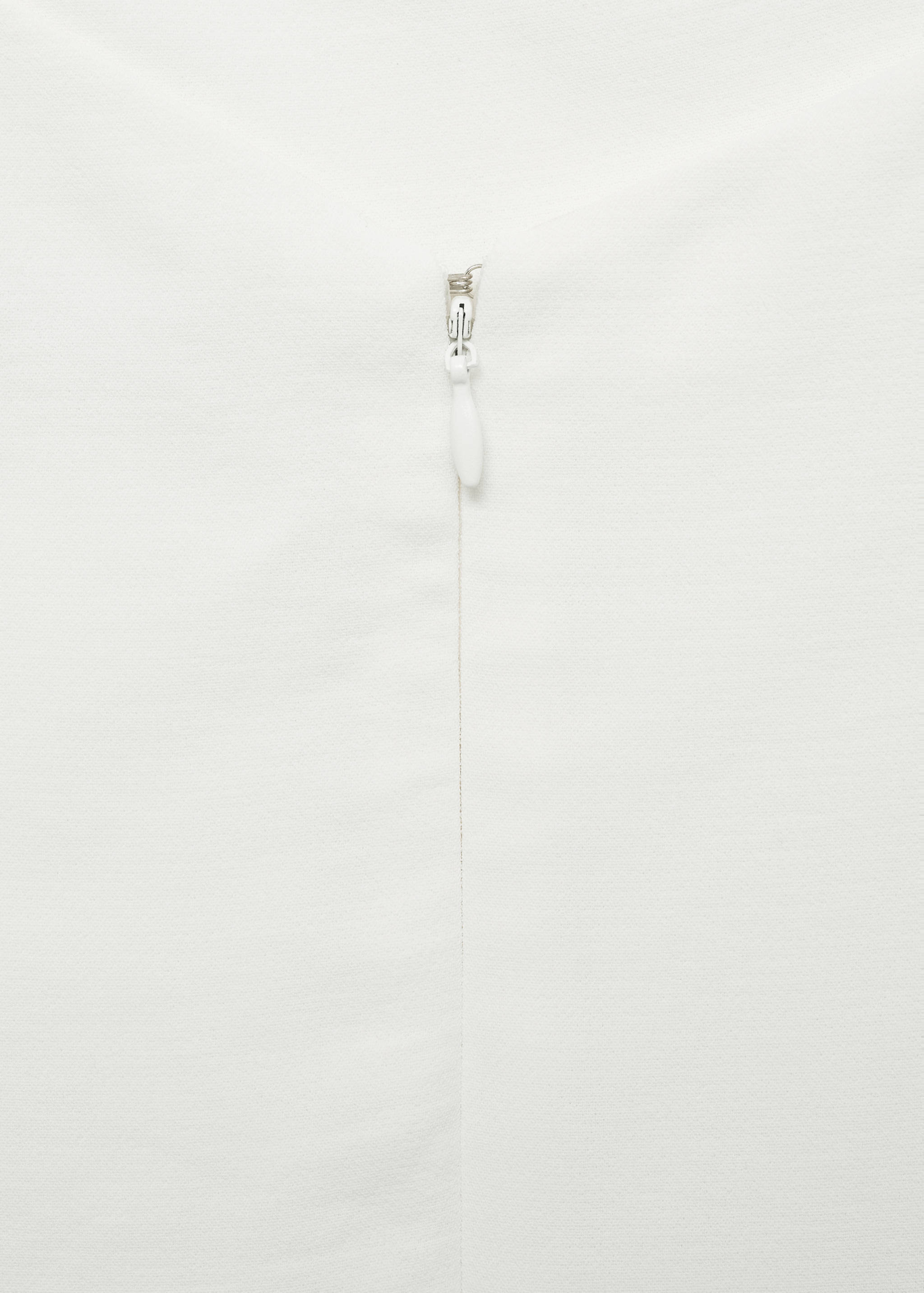 Long jumpsuit with asymmetrical neck - Details of the article 0