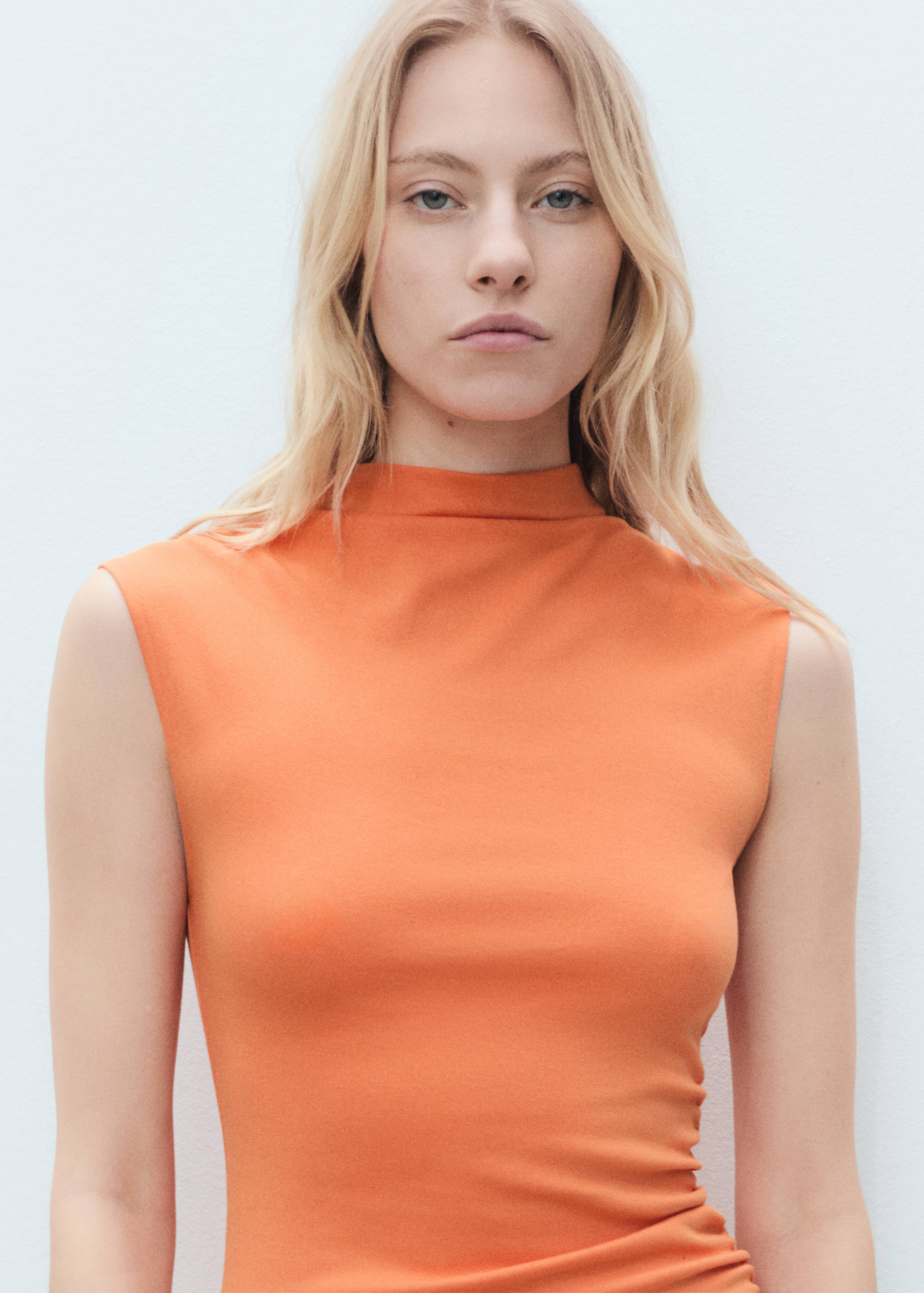 Draped dress with perkins collar - Details of the article 1