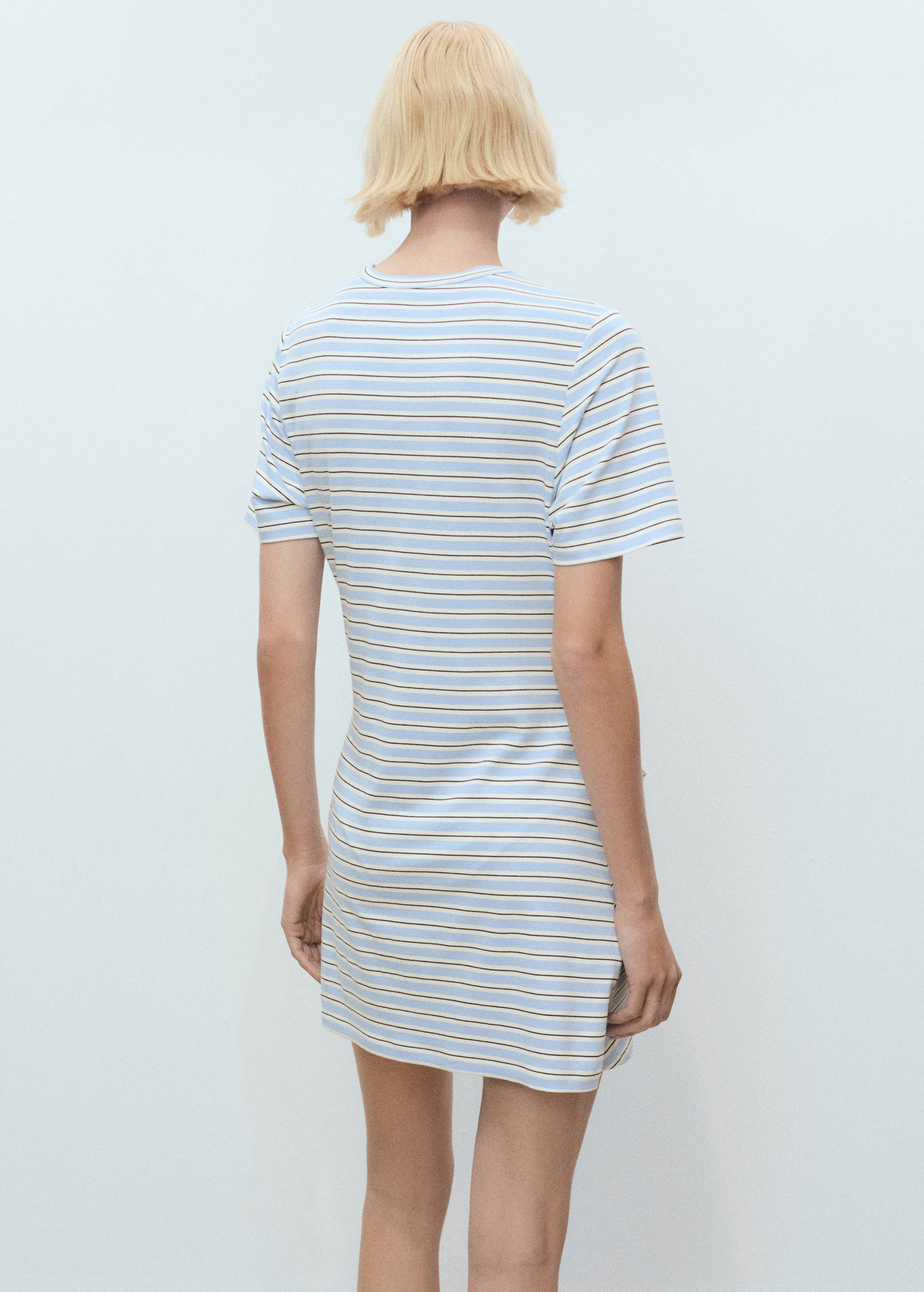 Short striped dress with knot - Reverse of the article