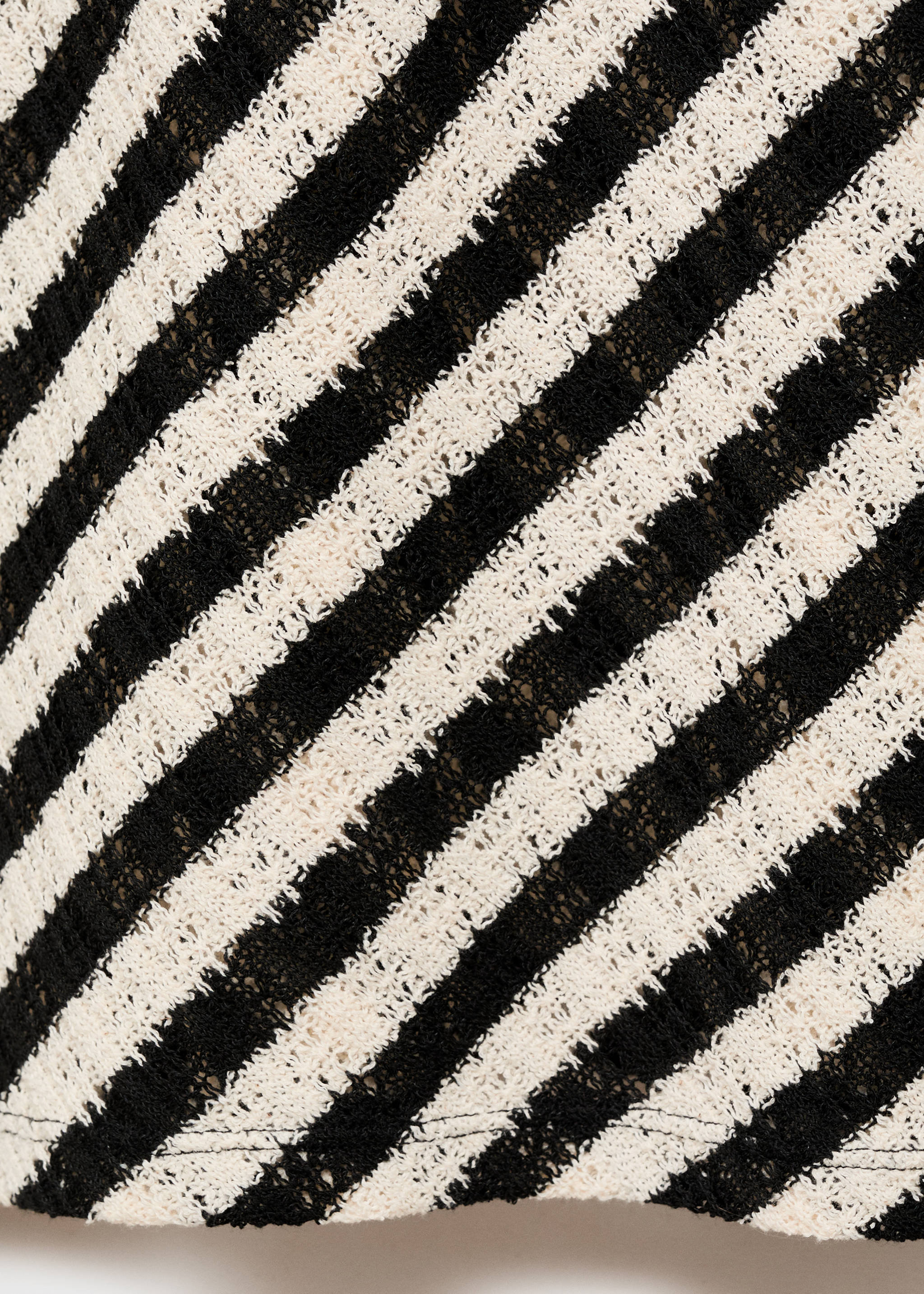 Langt stripete strikket skjørt - Artikkeldetalj 0