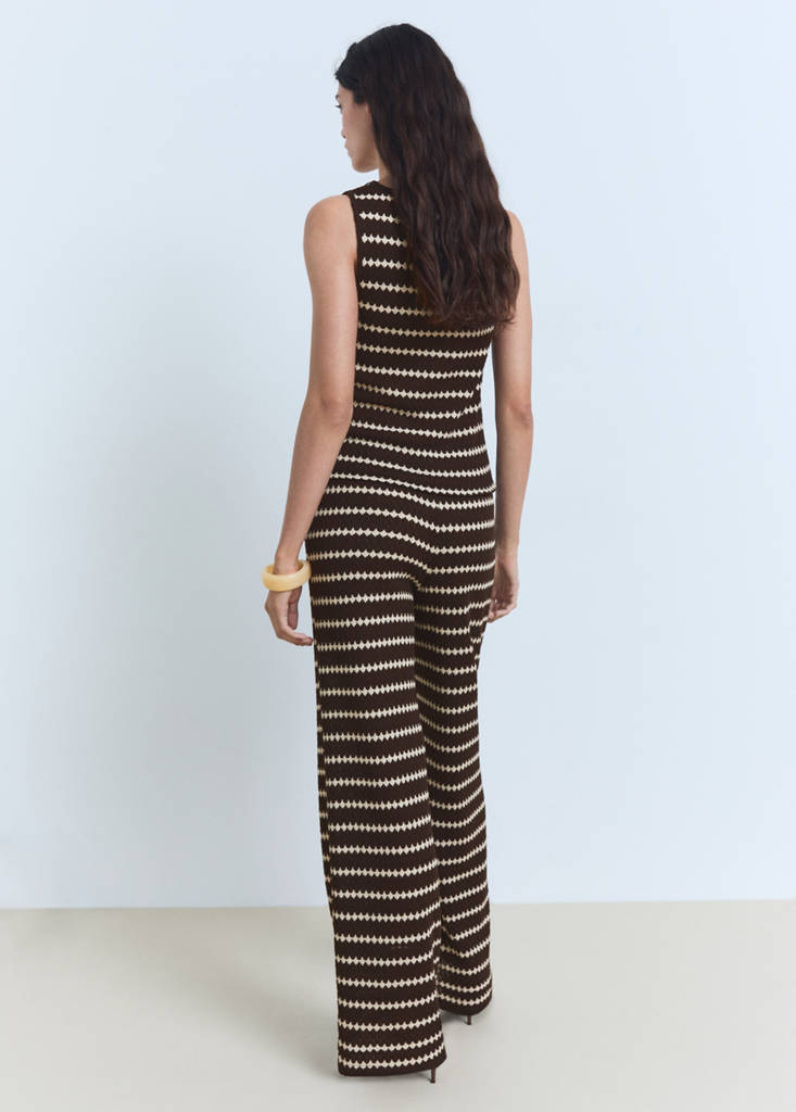 Knitted trousers with geometric print — Brown