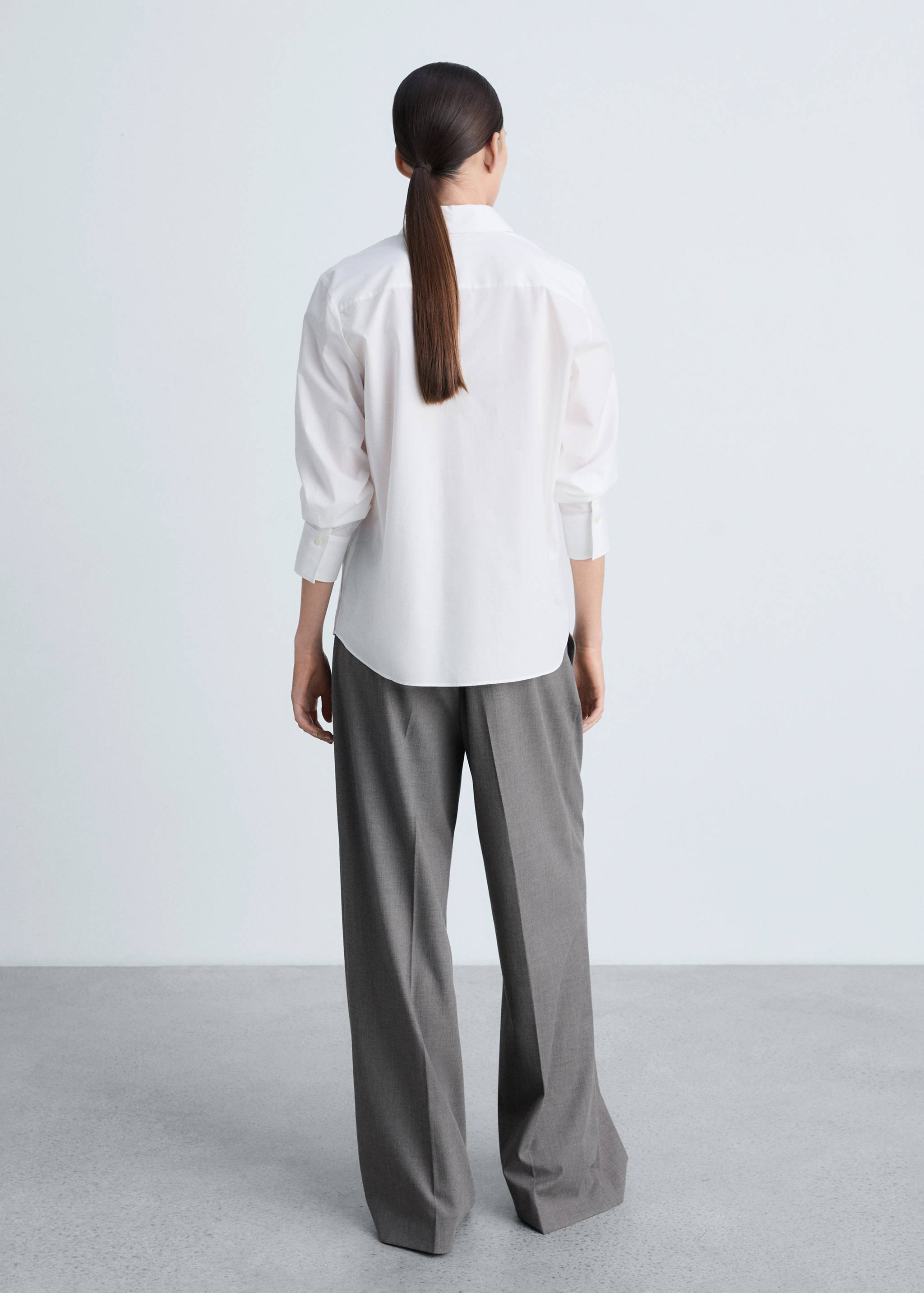 Рубашка regular из смеси хлопка и лиоцелла - Обратная сторона изделия