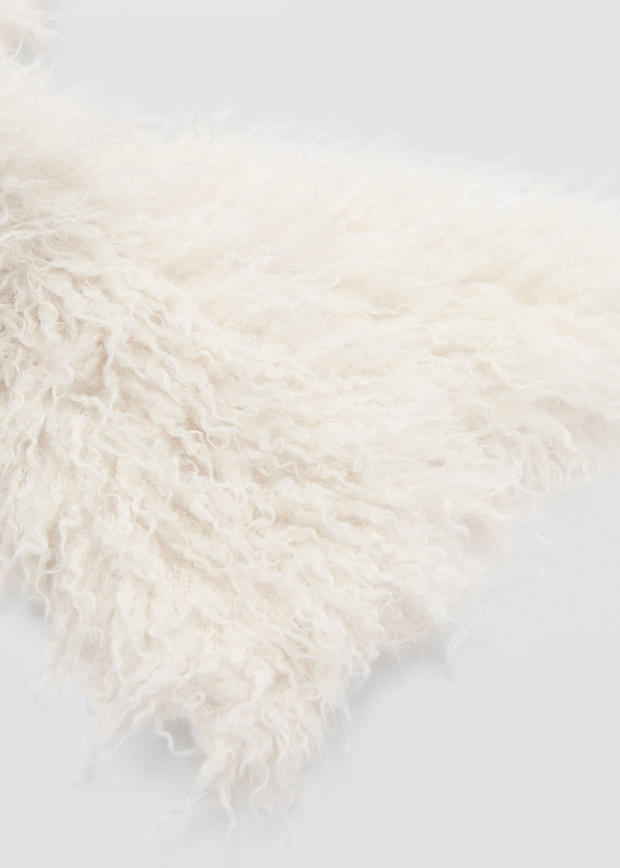 Faux-fur scarf - Details of the article 1