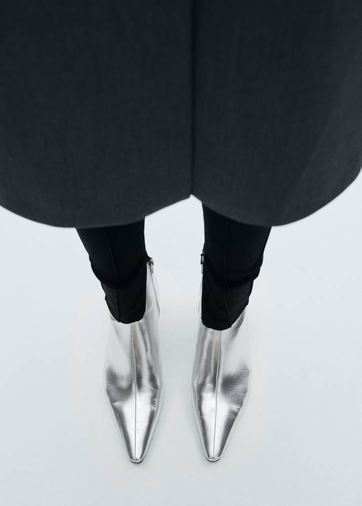 Metallic-effect pointed-toe boots — Silver