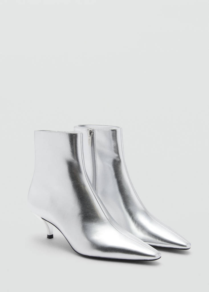 Metallic-effect pointed-toe boots — Silver