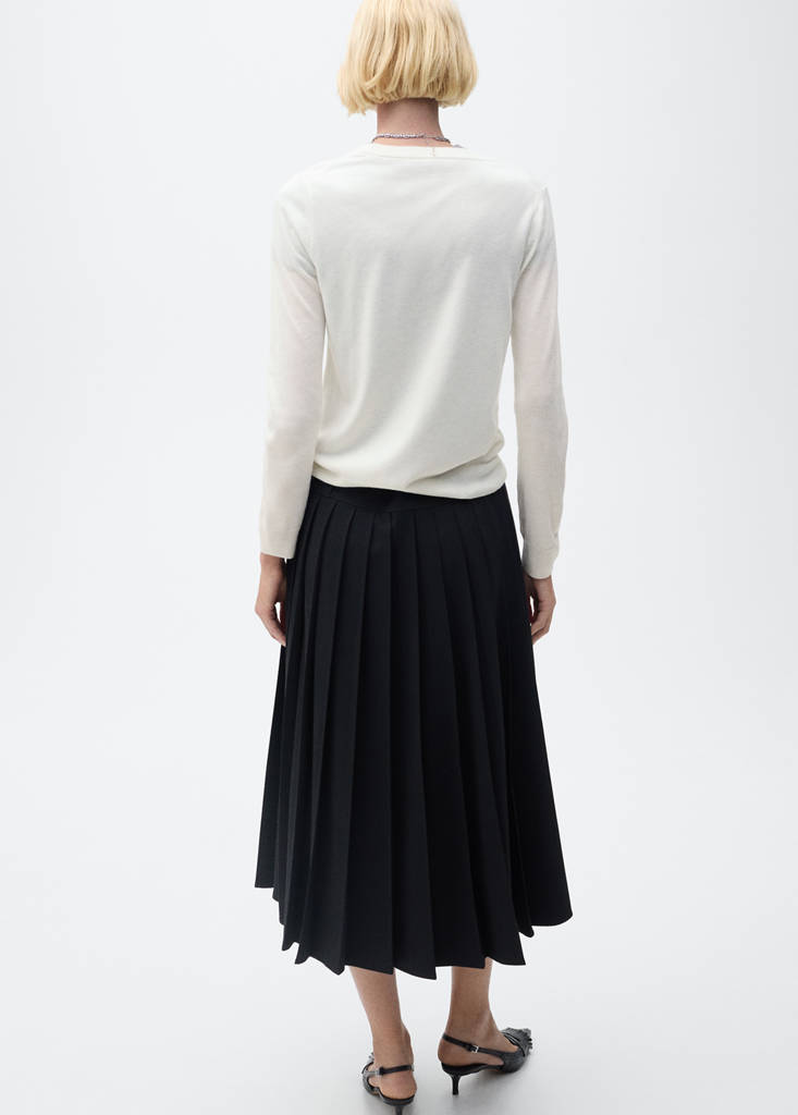 Wool-blend round-neck sweater — Ecru