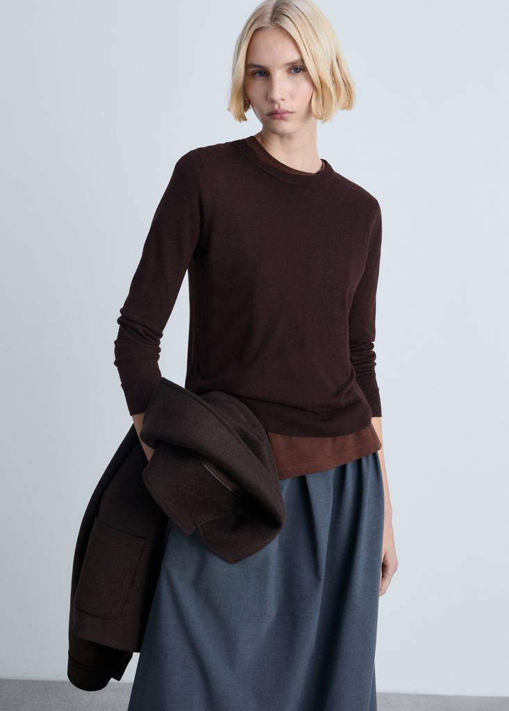 Wool-blend round-neck sweater — Chocolate