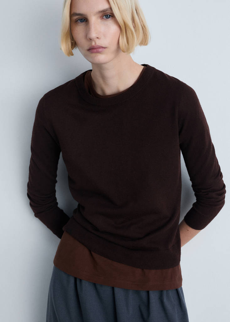 Wool-blend round-neck sweater — Chocolate