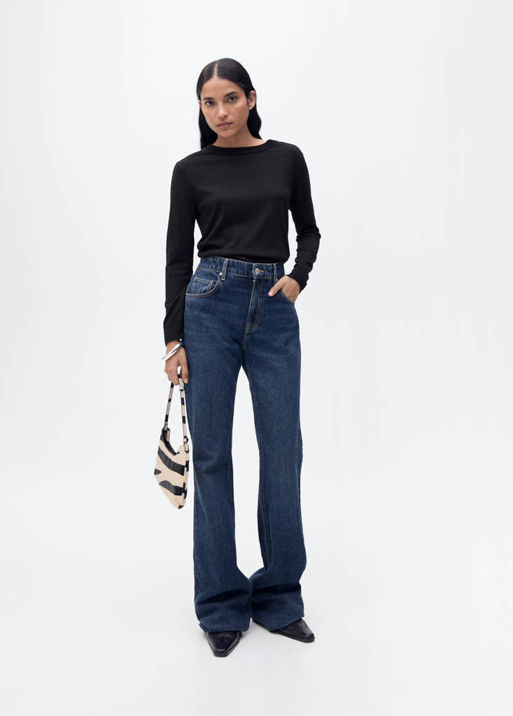 Wool-blend round-neck sweater — Black
