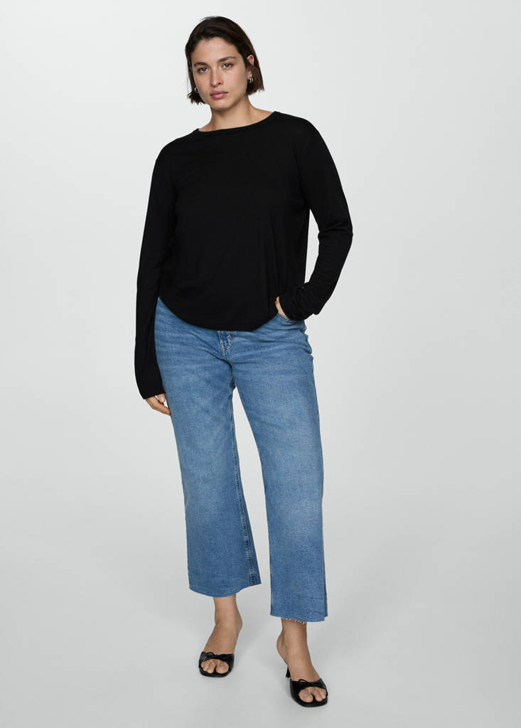 Wool-blend round-neck sweater — Black