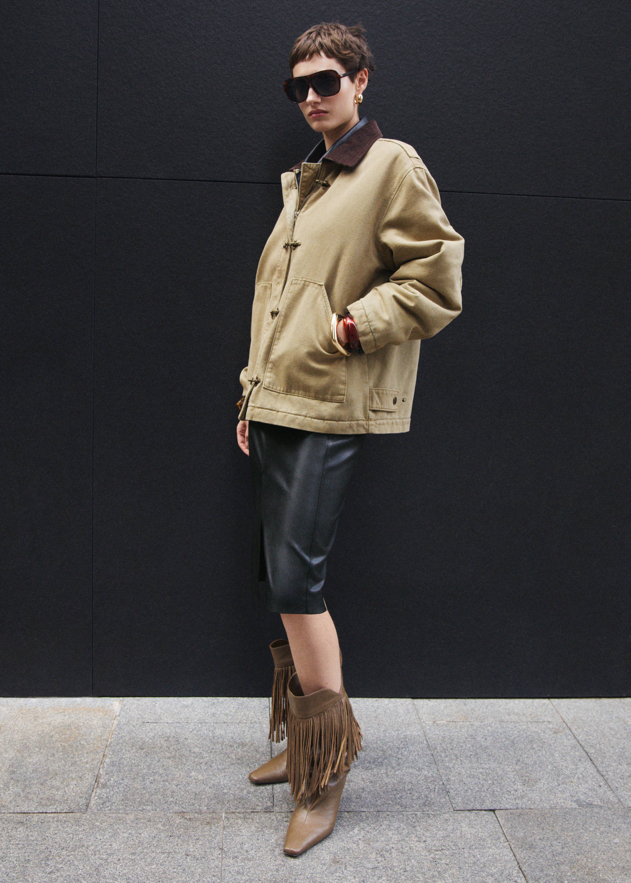 Saia lápis com efeito de pele - Pormenor do artigo 7