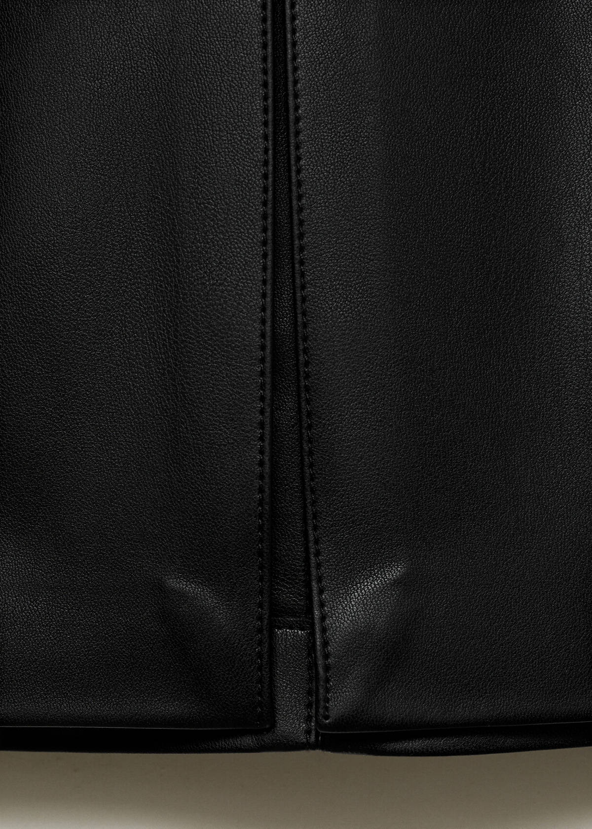 Faux-leather pencil skirt — Black
