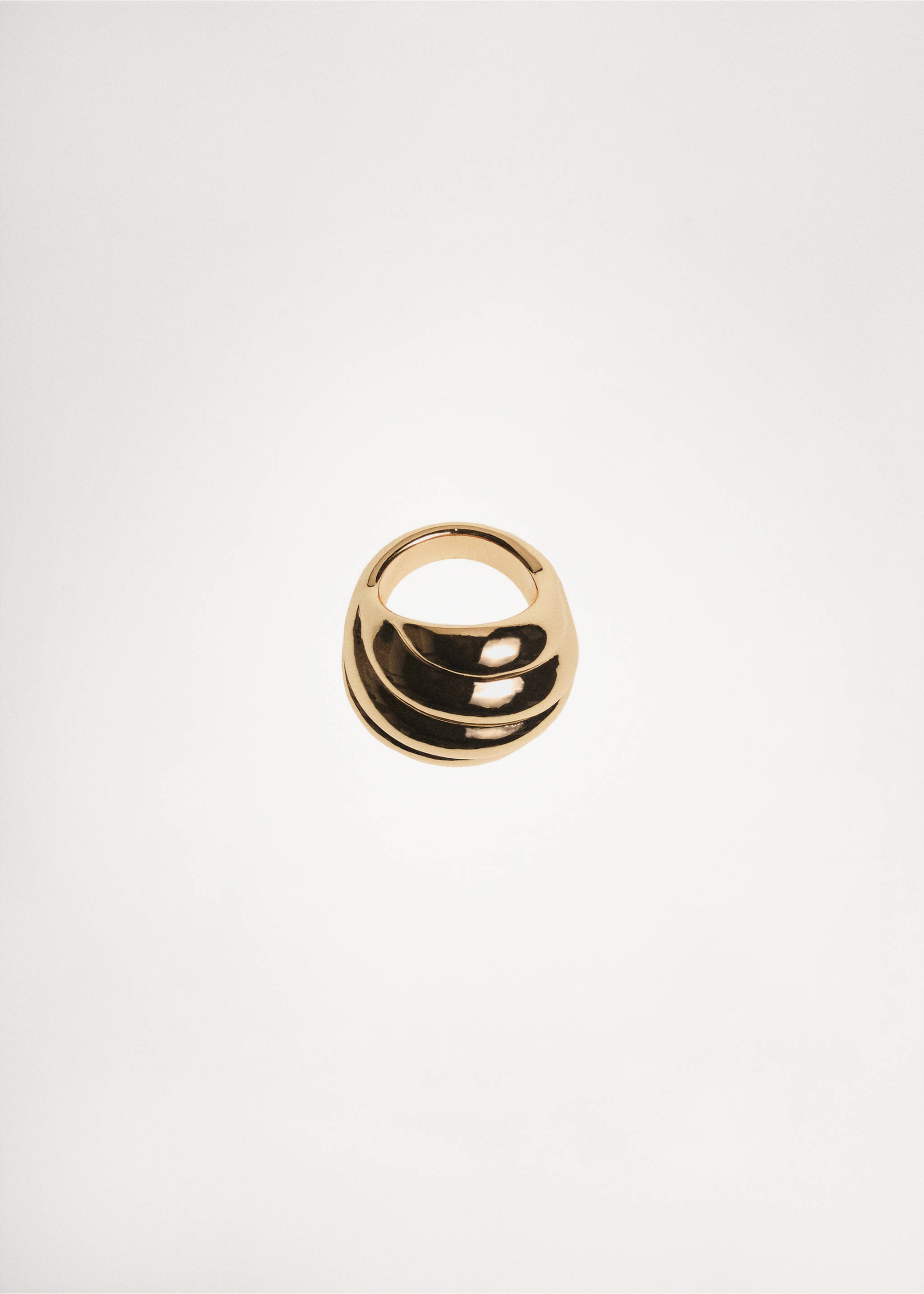 Anillo textura relieve - Detalle del artículo 6, Oro. Ref: 87080438-00.