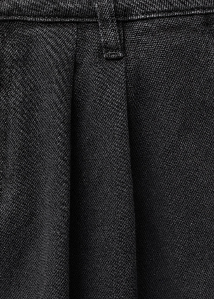 Wide leg pleated jeans — Black denim