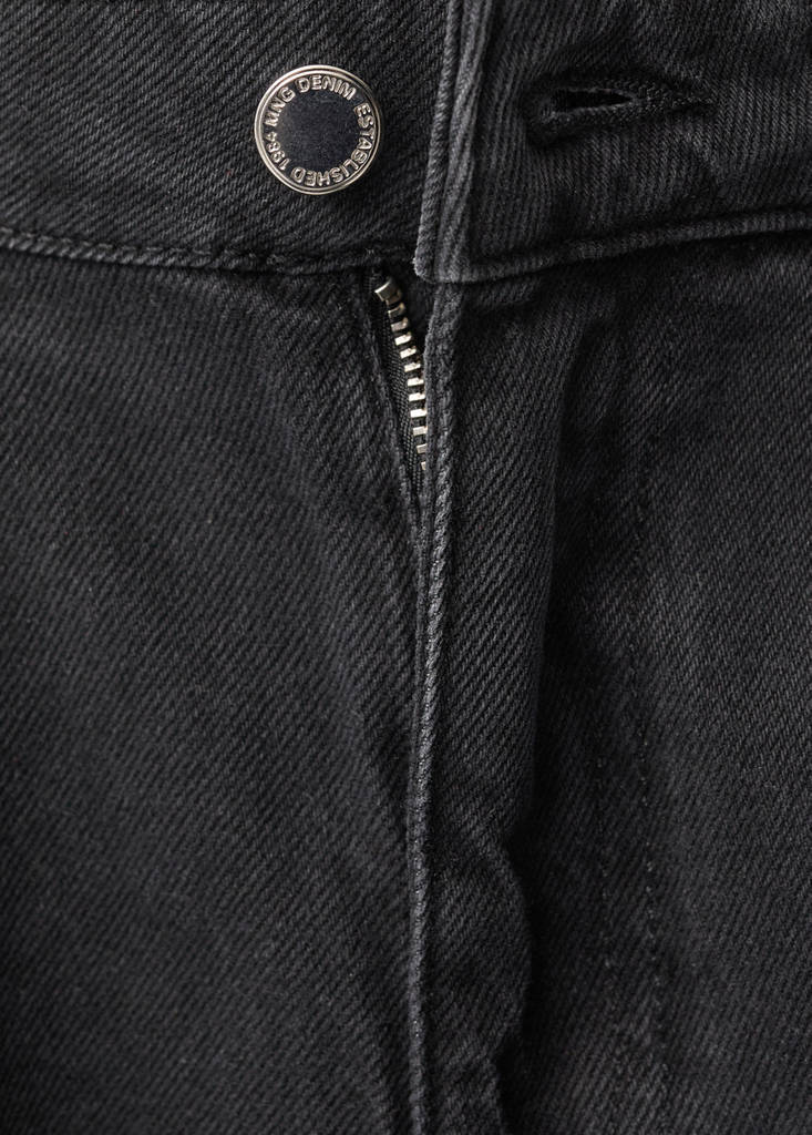 Wide leg pleated jeans — Black denim