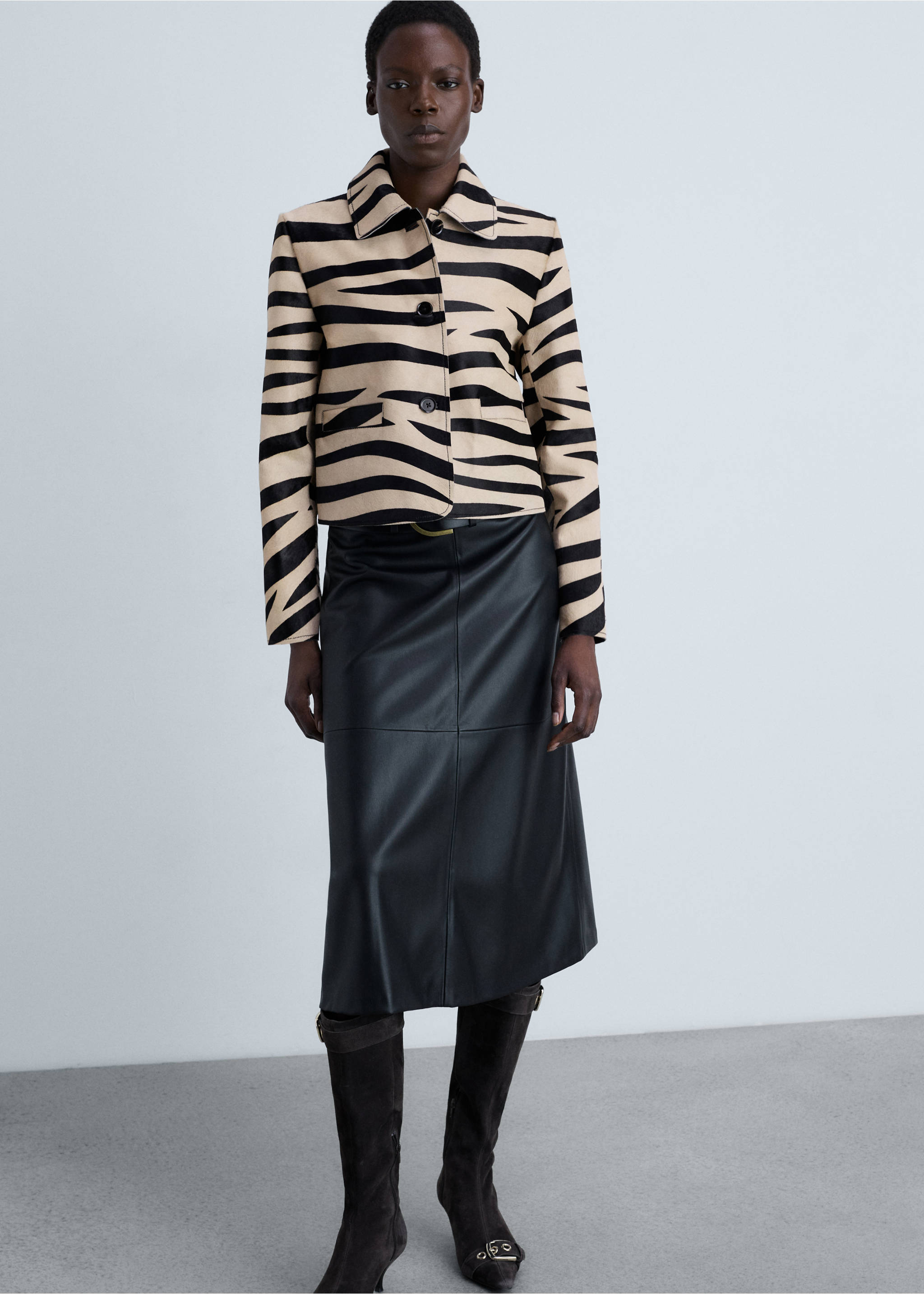 Zebra-print fur jacket - Details of the article 2, Black. Ref: 87080454-00.