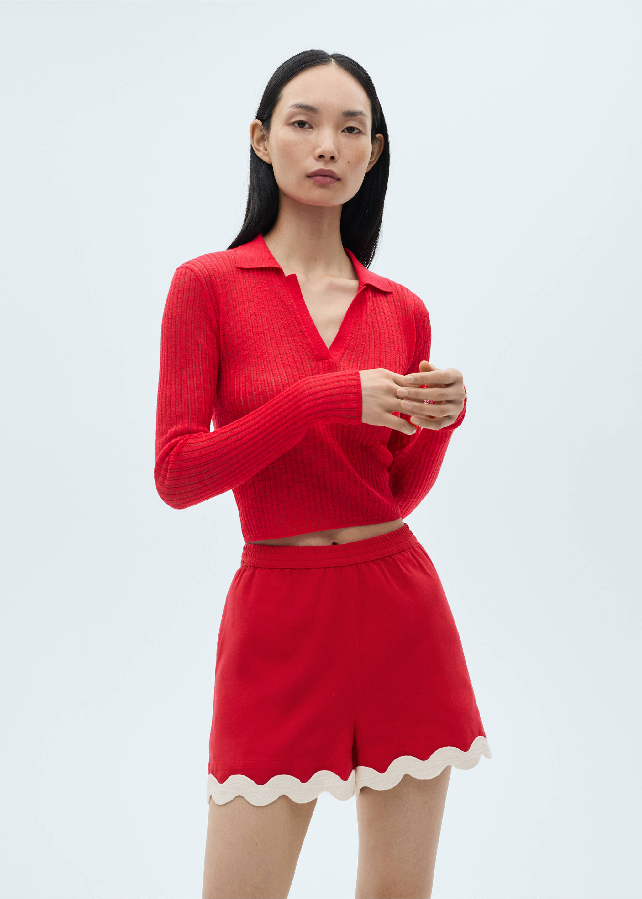 Cotton shorts with contrasting trim - Details of the article 1, Red. Ref: 87080583-00.