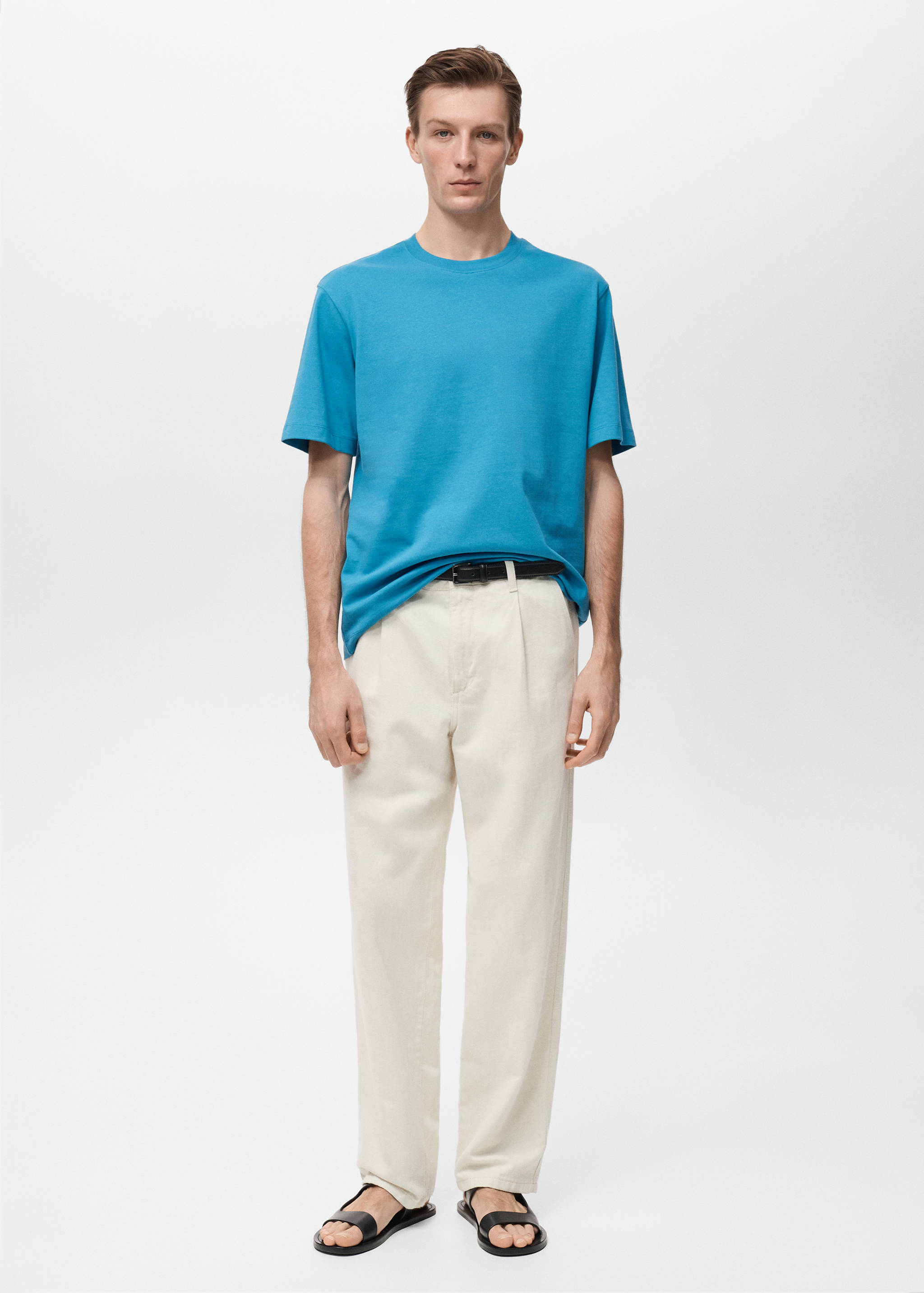 تي شيرت ثقيل الوزن بقصة فضفاضة - رؤية عامة