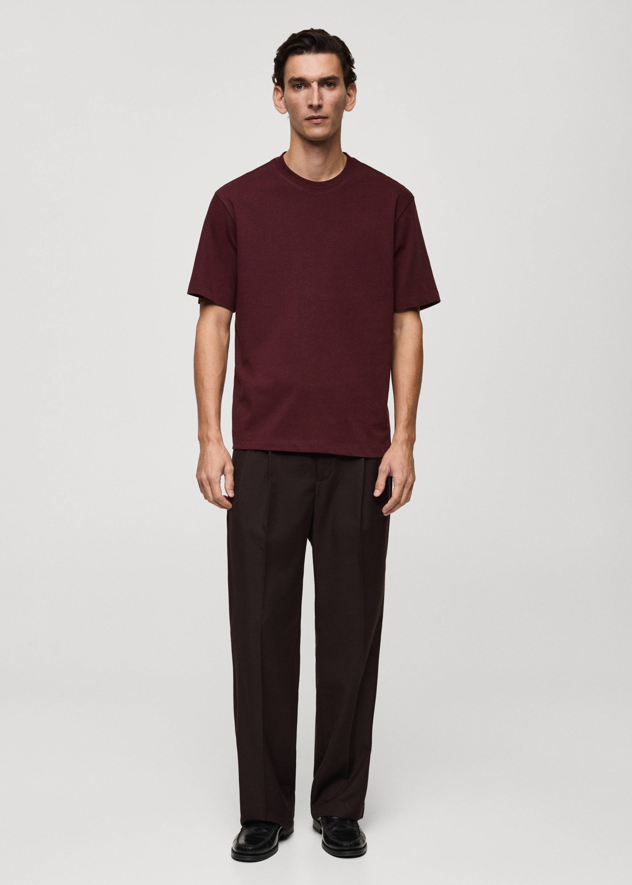 تي شيرت ثقيل الوزن بقصة فضفاضة - رؤية عامة