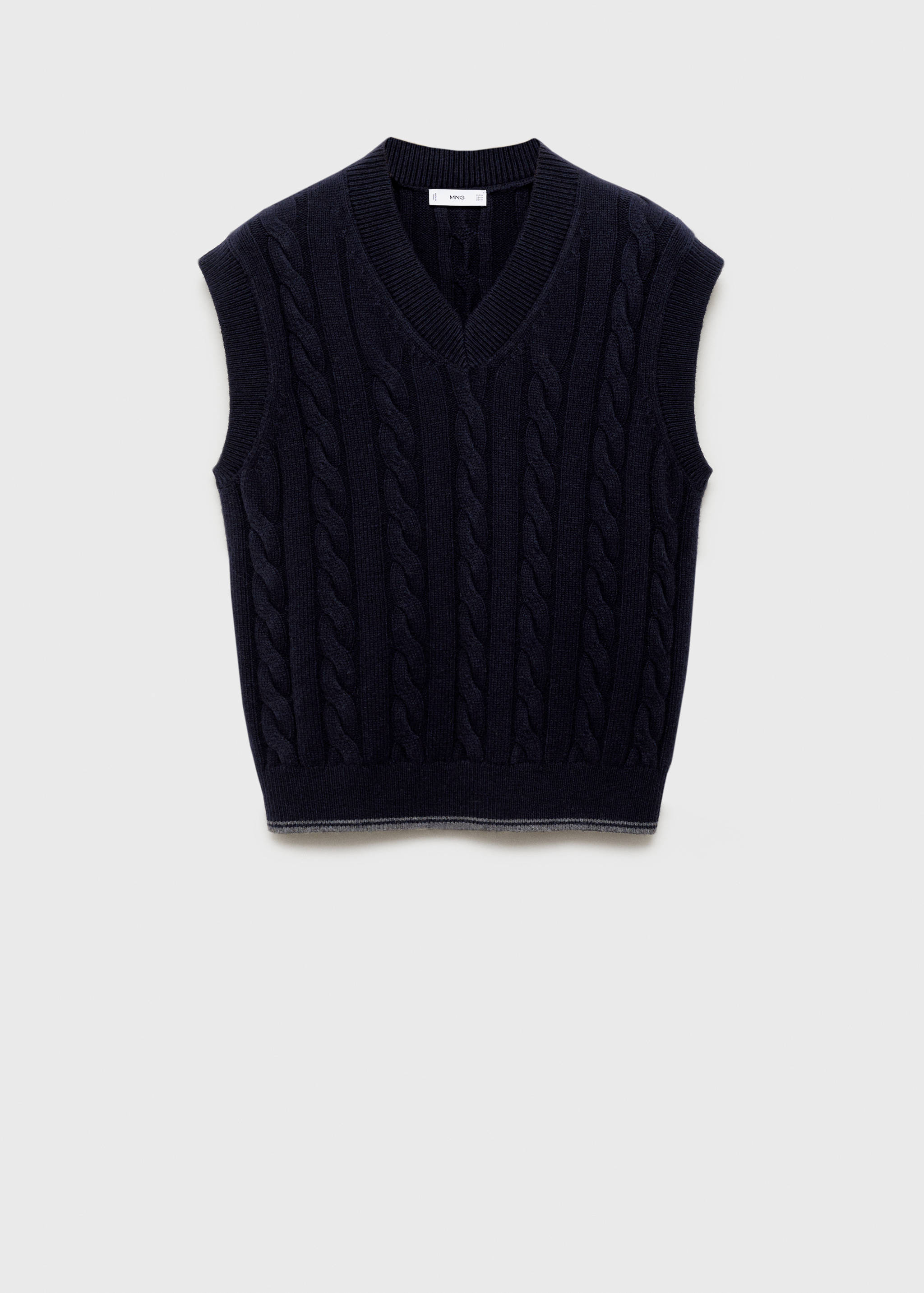 Braided knitted wool vest - Article without model