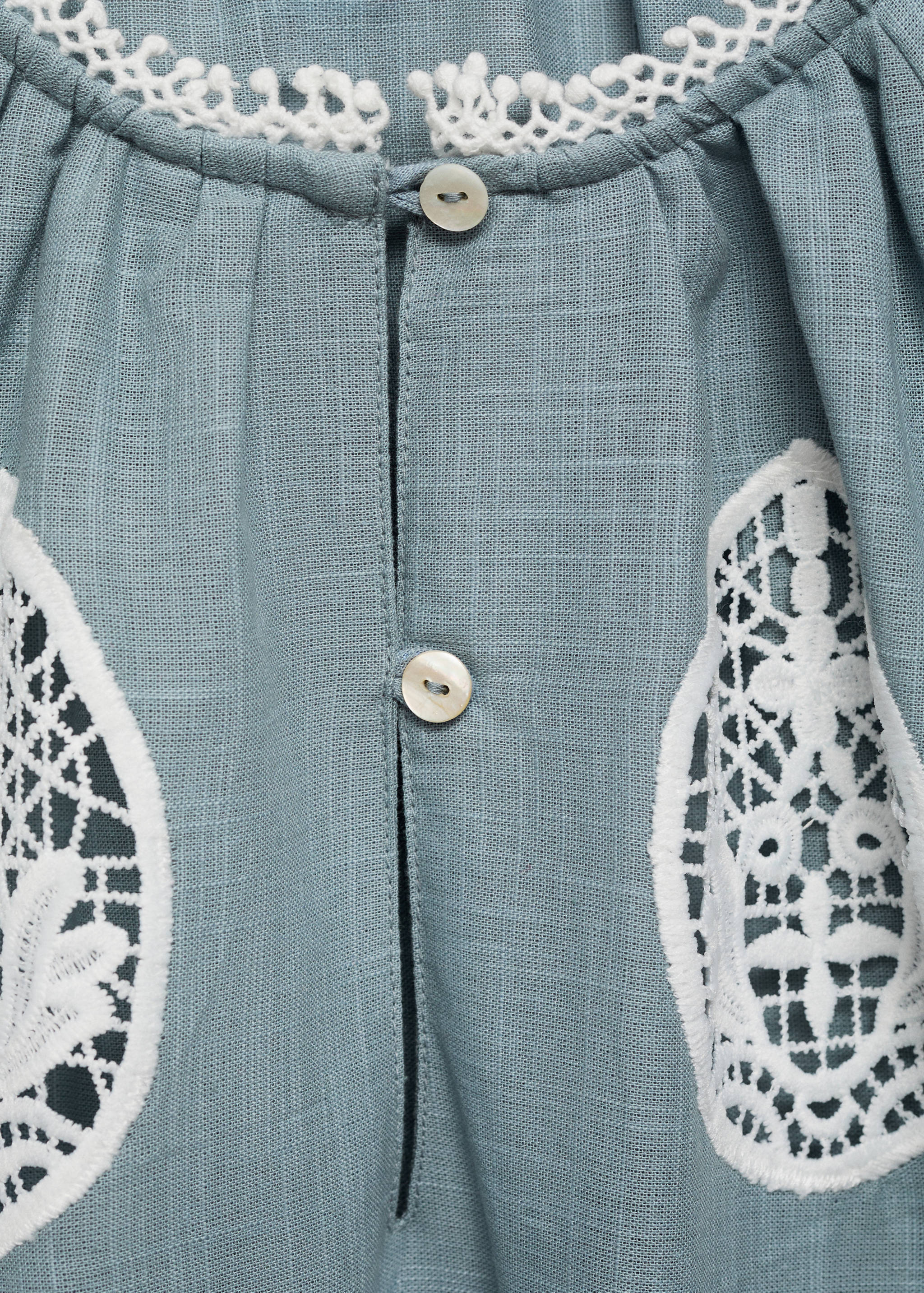 Embroidered details blouse - Details of the article 8
